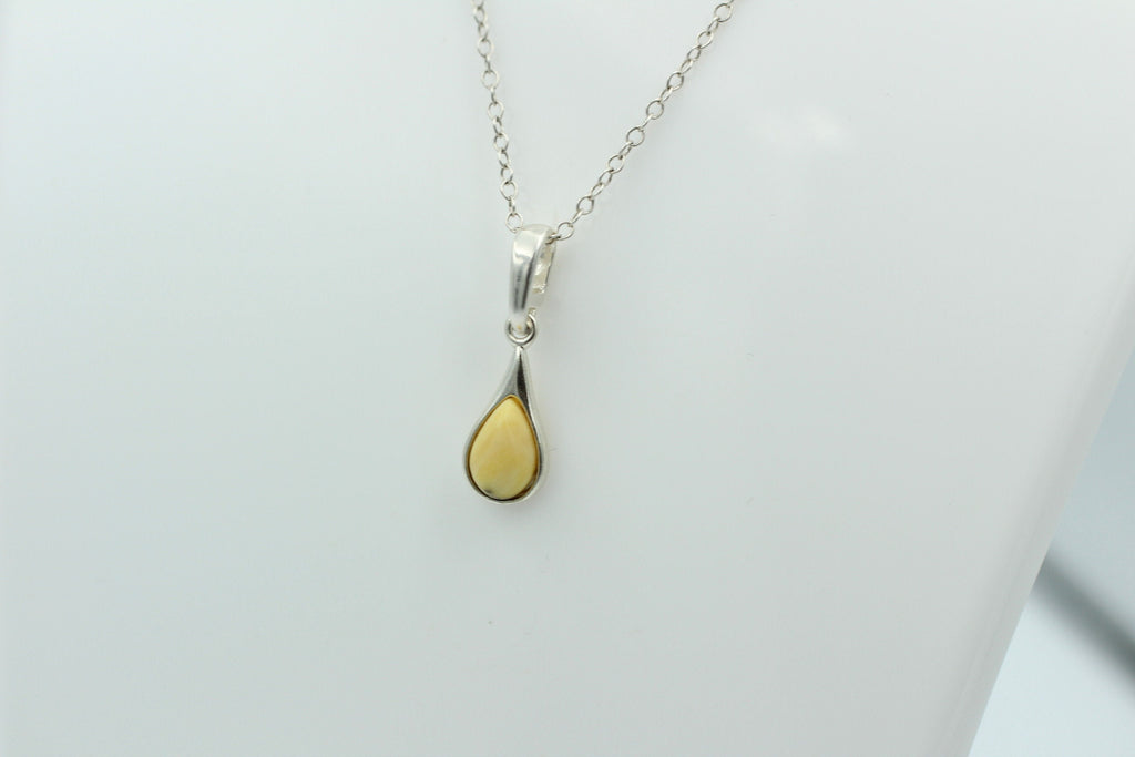 Bernstein Anhänger 925 Silber Collier Kette edel und schön Traum eines Anhängers