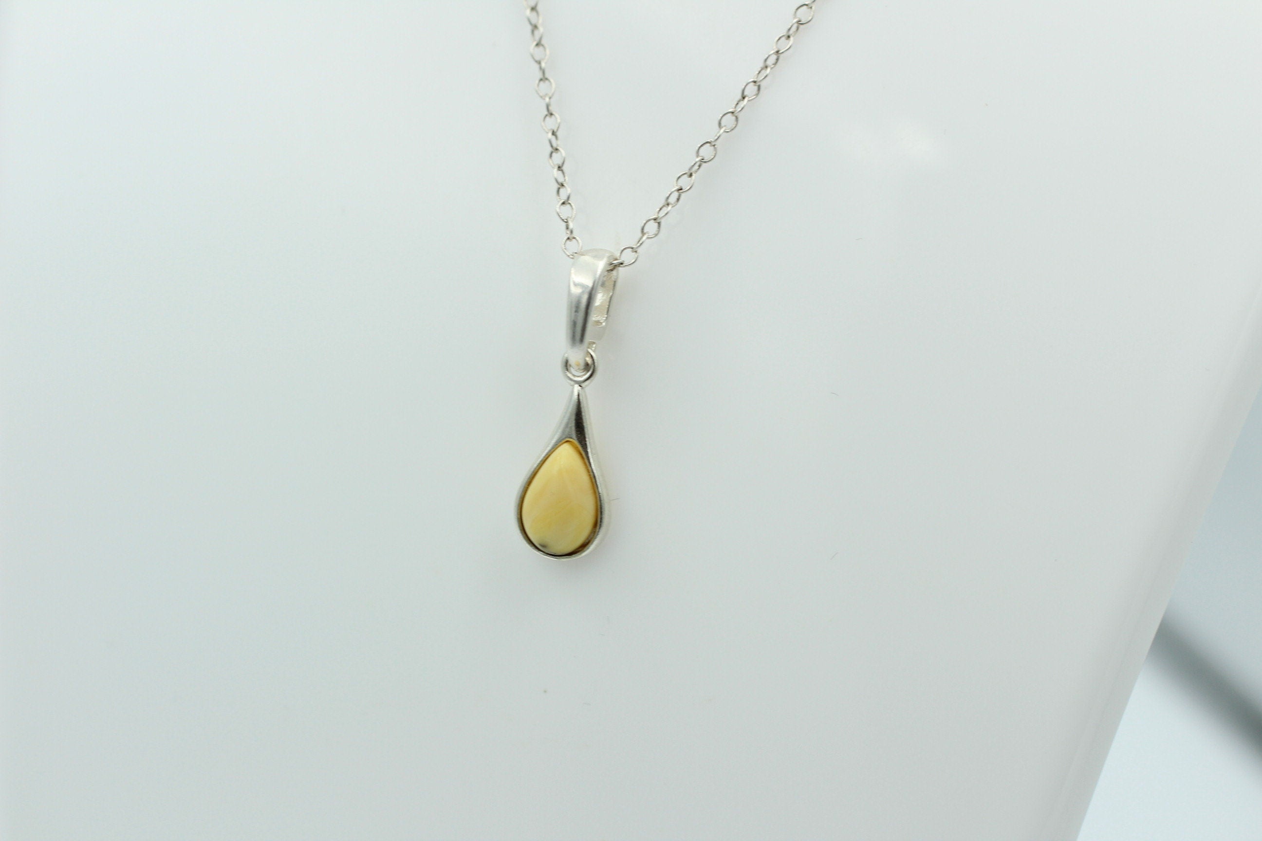 Bernstein Anhänger 925 Silber Collier Kette edel und schön Traum eines Anhängers
