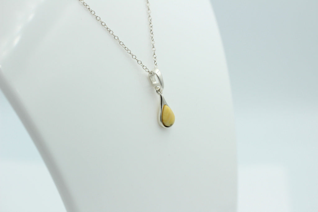 Bernstein Anhänger 925 Silber Collier Kette edel und schön Traum eines Anhängers