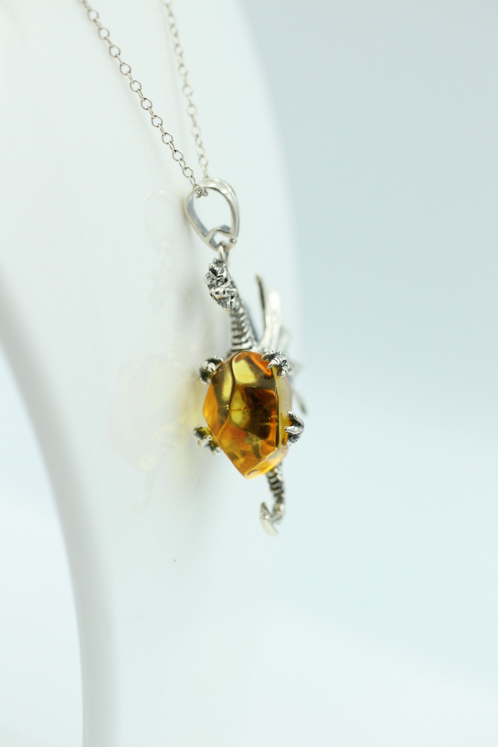 Drache mit Bernstein 925 Silber Drachenanhänger plastisch ausgeführt Top Schmuck