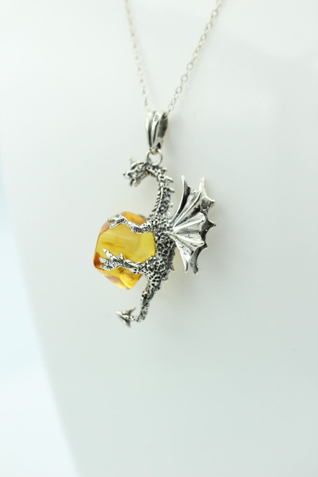 Drache mit Bernstein 925 Silber Drachenanhänger plastisch ausgeführt Top Schmuck