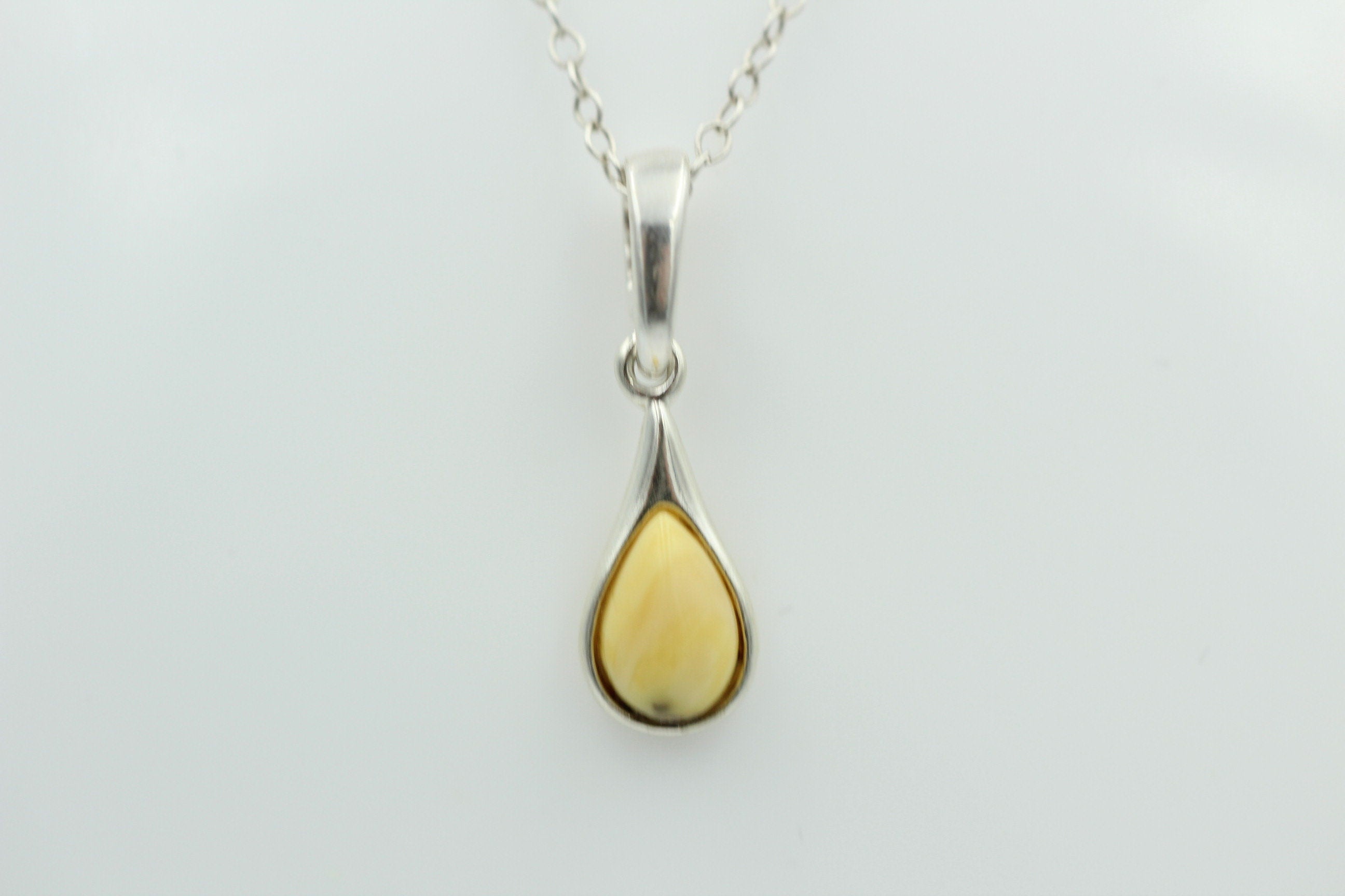 Bernstein Anhänger 925 Silber Collier Kette edel und schön Traum eines Anhängers