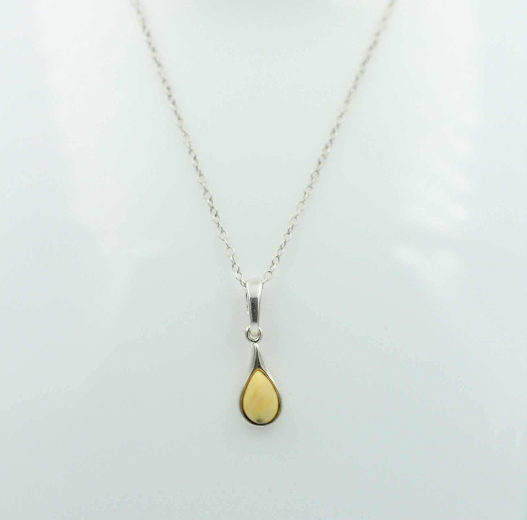 Bernstein Anhänger 925 Silber Collier Kette edel und schön Traum eines Anhängers