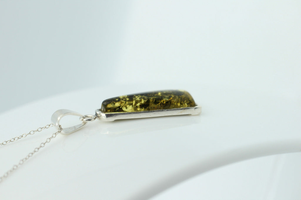 Bernstein Anhänger grün 925 Silber grüner Bernstein Collier Kette Design pur Top