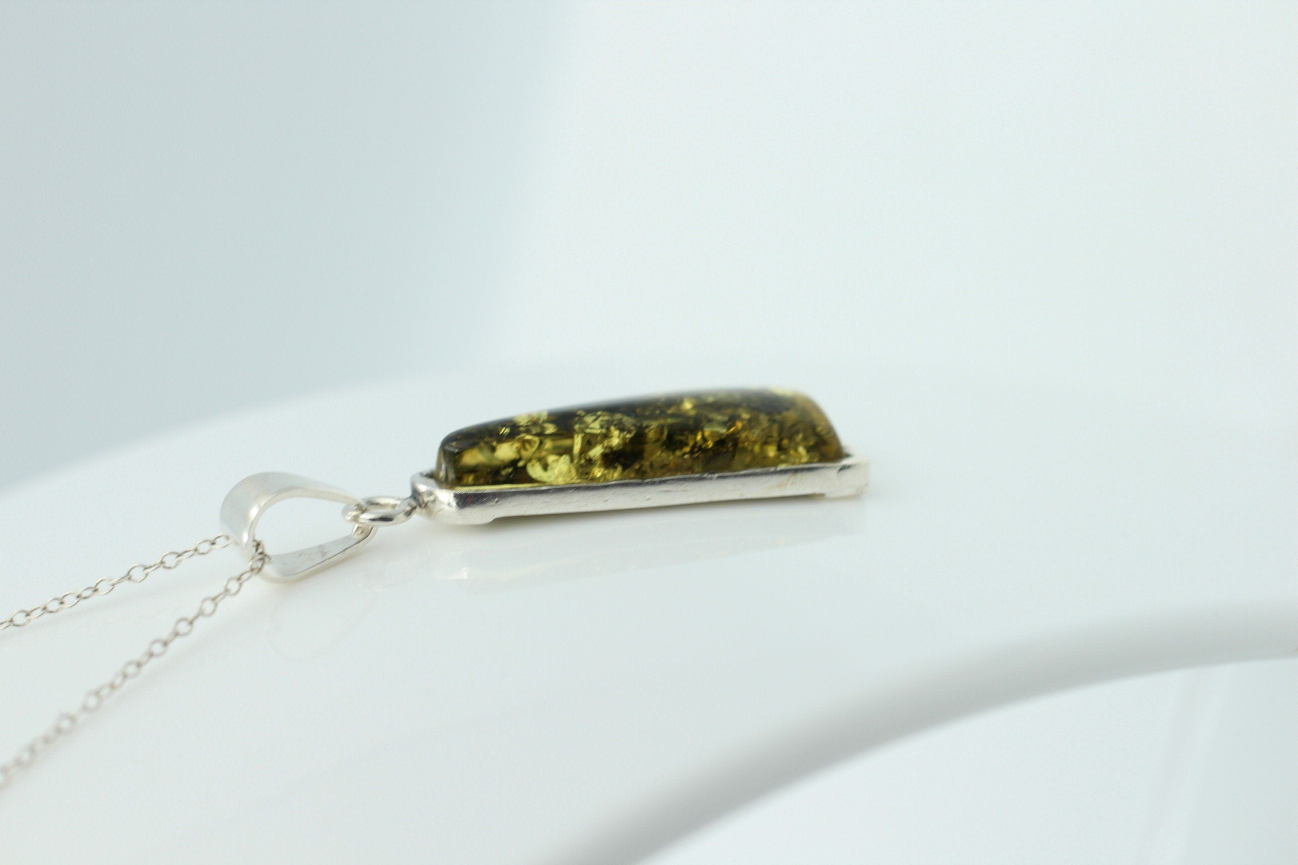 Bernstein Anhänger grün 925 Silber grüner Bernstein Collier Kette Design pur Top
