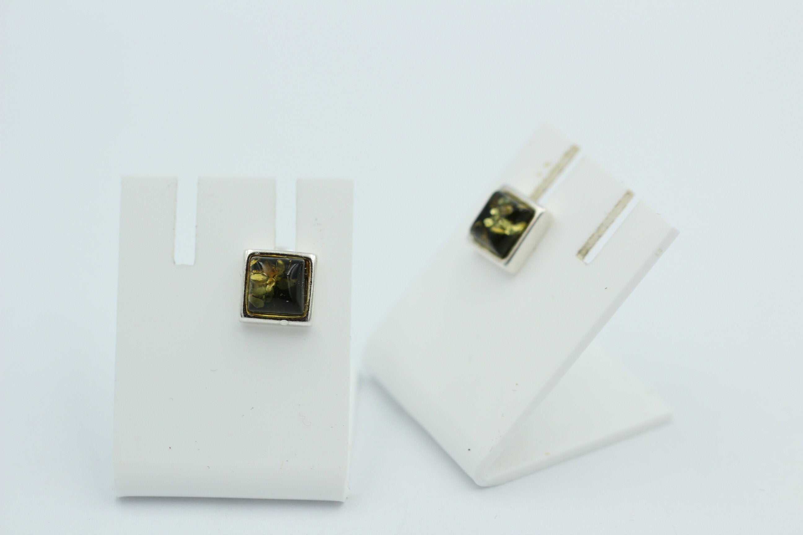 Bernstein Ohrstecker 7 x 7 mm aus 925 Sterlingsilber grüner Bernstein Unisex