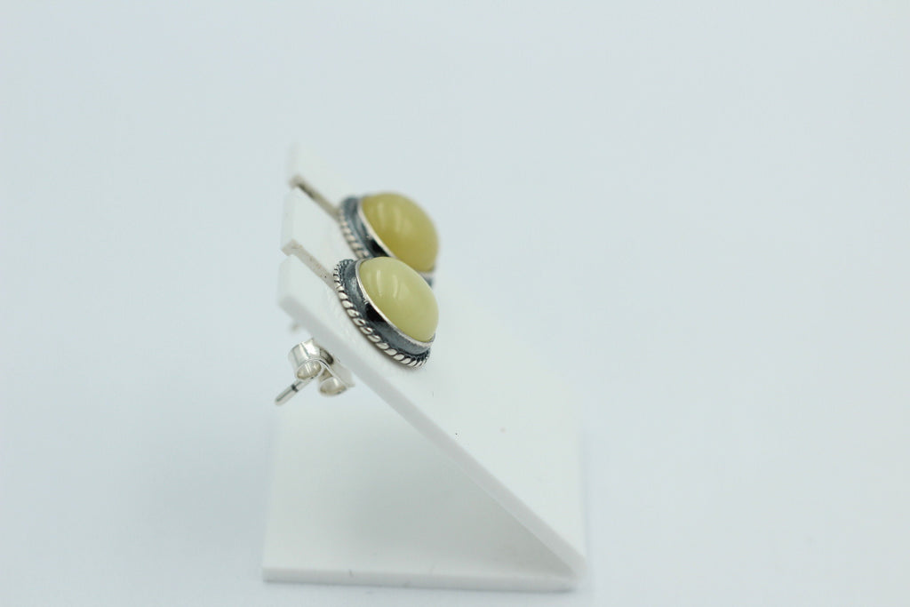 Edle chremfarbene Bernstein Ohrstecker 925 Silber Ohrschmuck Bernstein Letland