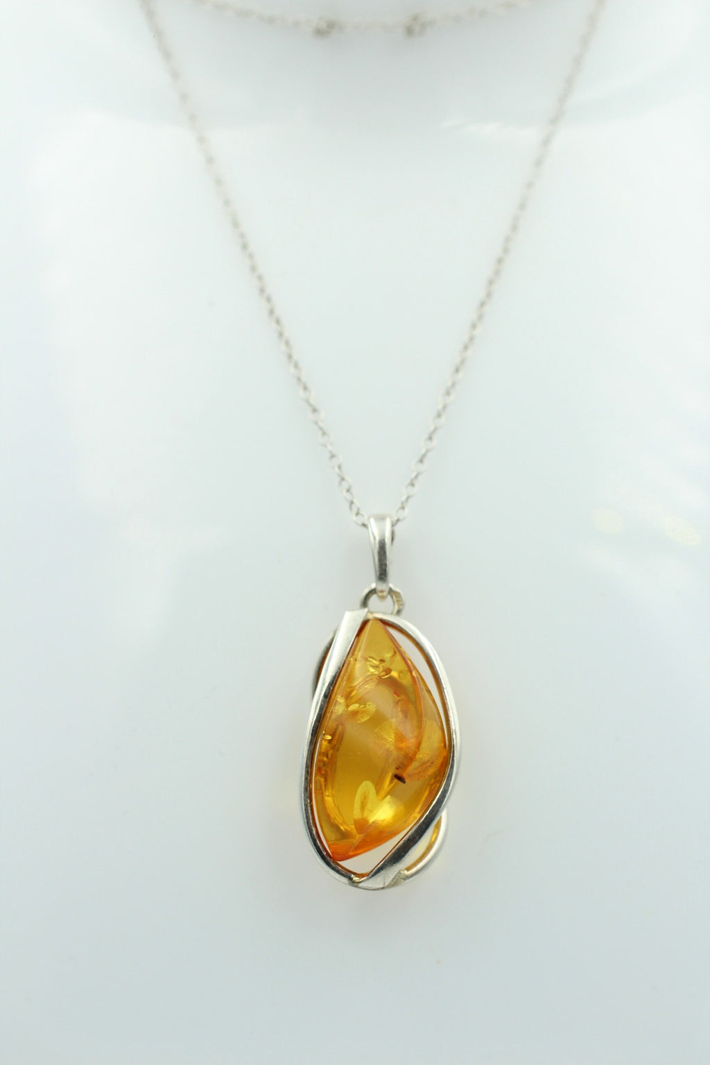 Design Bernstein Anhänger 925 Silber Collier Kette Bernsteinanhänger Top