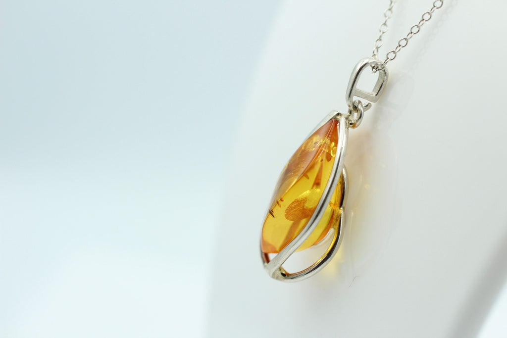 Design Bernstein Anhänger 925 Silber Collier Kette Bernsteinanhänger Top