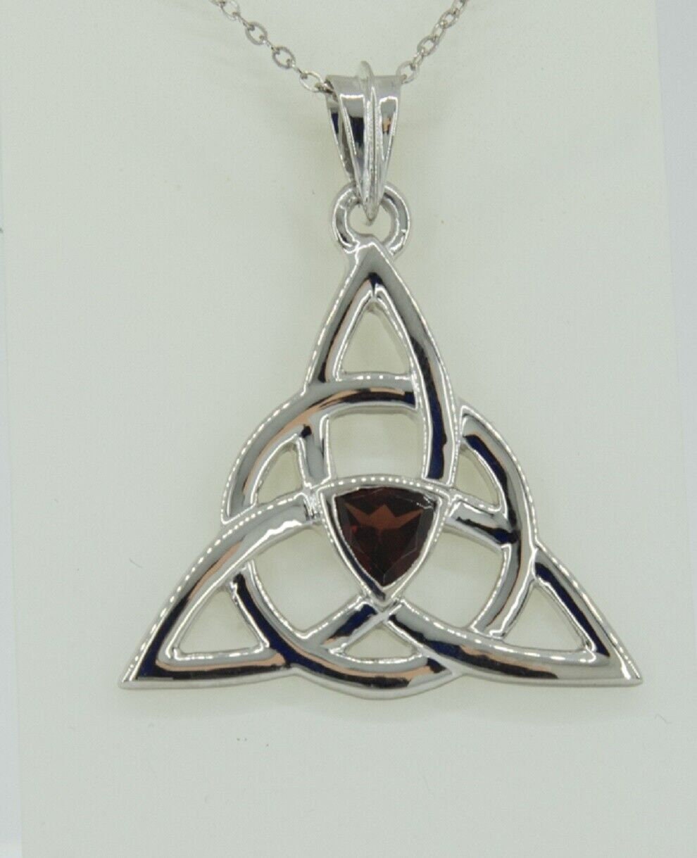 0,8 Carat Granat Anhänger keltischen Knotenmuster 925 Silber Unendlichkeit