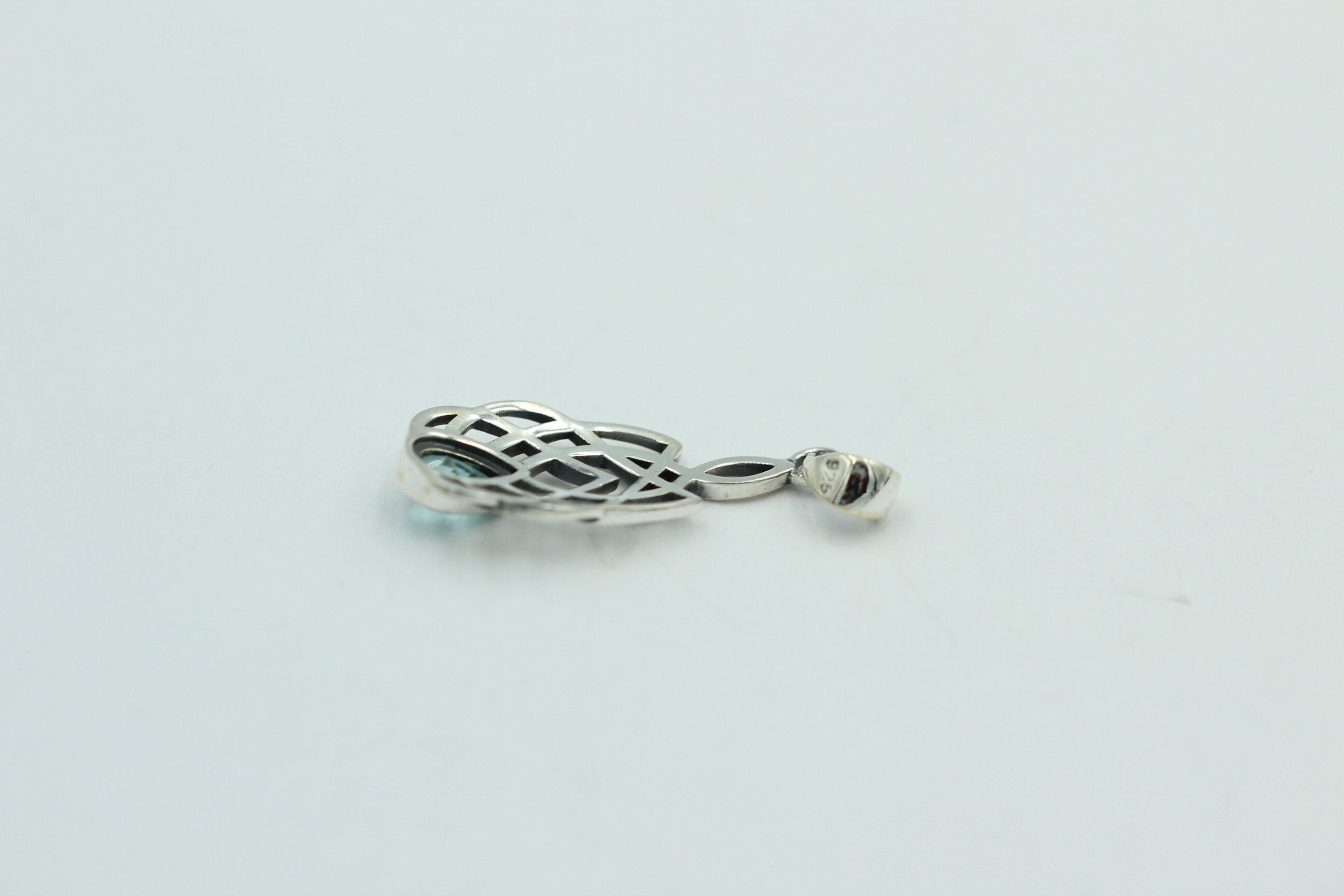 0,34 Carat Neon Apatit Anhänger 925 Sterling Silber Collier Kette Apatitanhänger