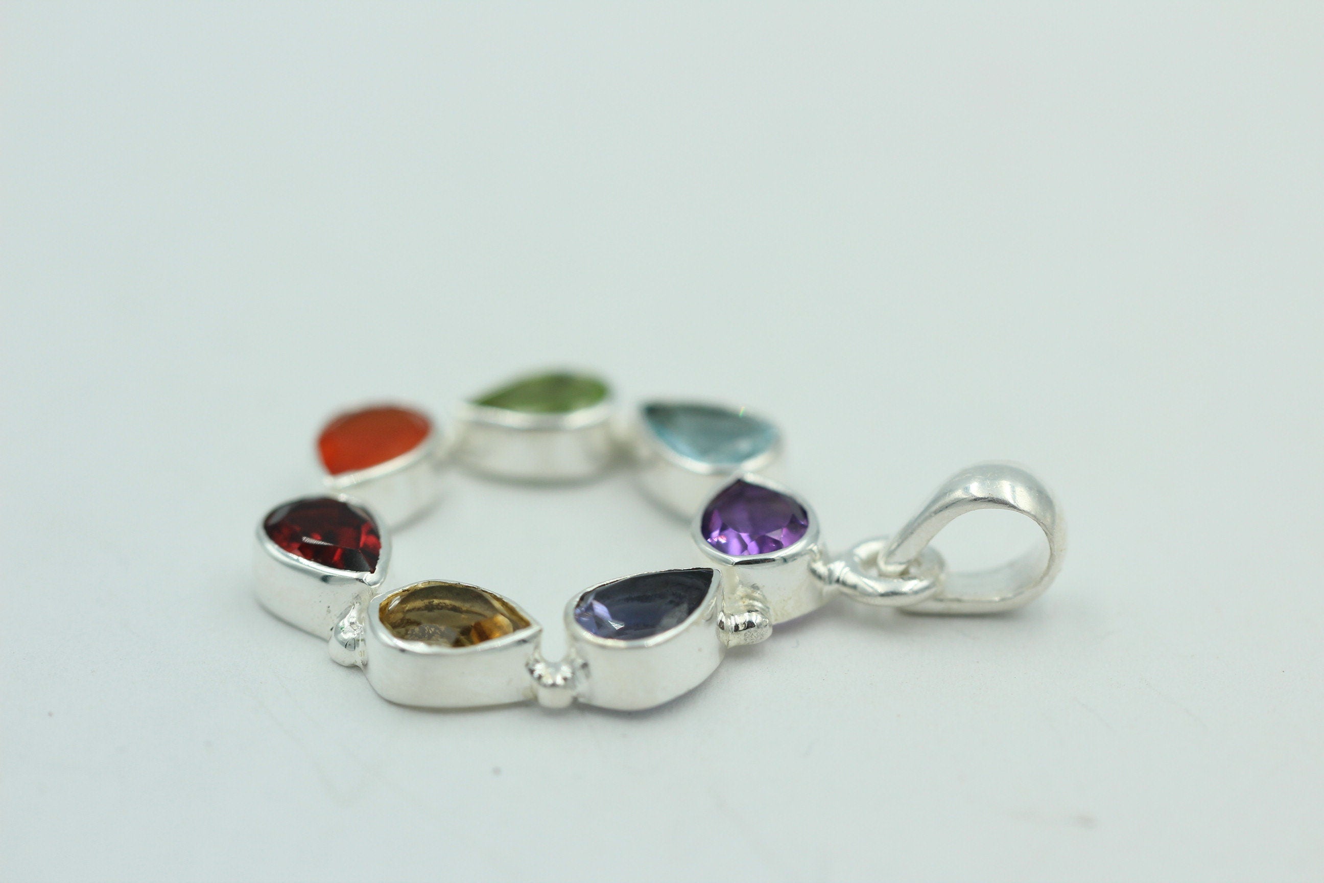 Chakra 4,9 Carat Anhänger 925 Silber Collier Charkraanhänger verschiedene Steine