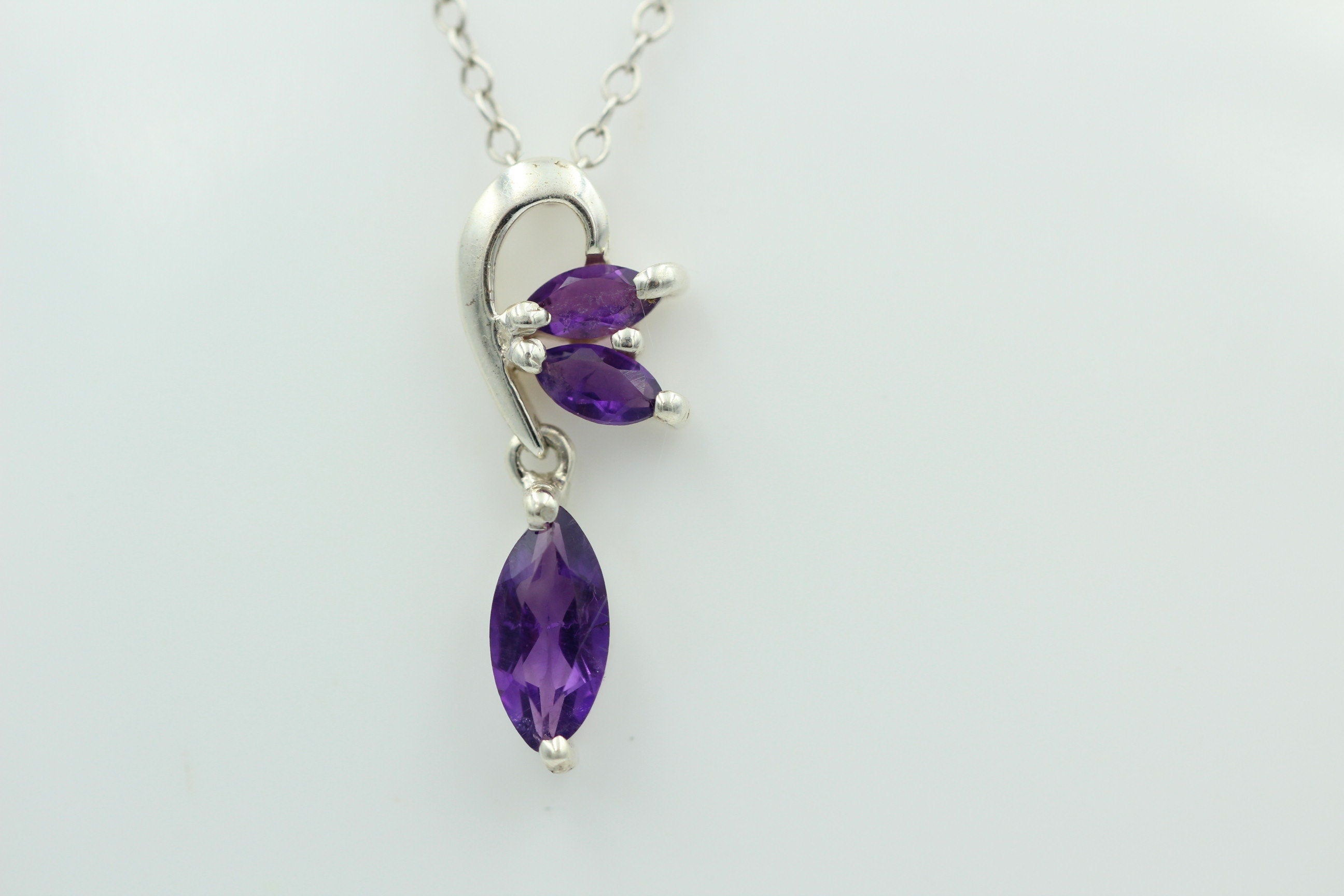 Edler 1,3 Carat Amethyst Design Anhänger 925 Silber Collier Kette Top