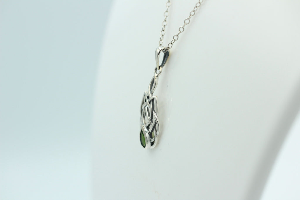 0,34 Carat Chromdiopsid Anhänger 925 Silber Keltisches Muster Collier Diopsid