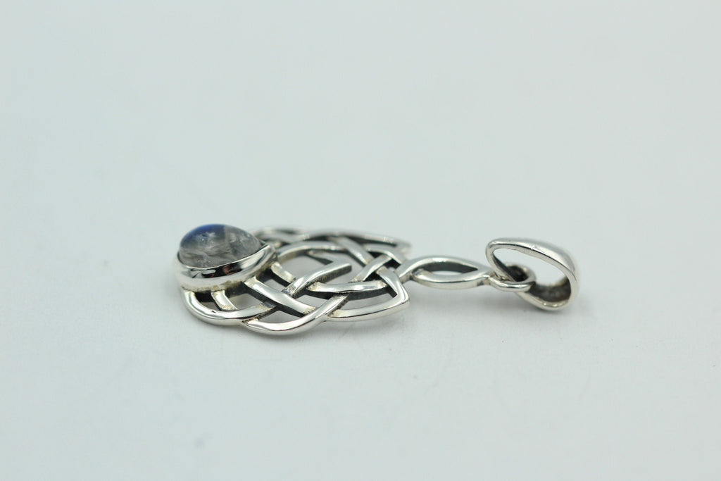 0,4 Carat Mondlichttopas Anhänger 925 Silber Keltisches Muster Collier