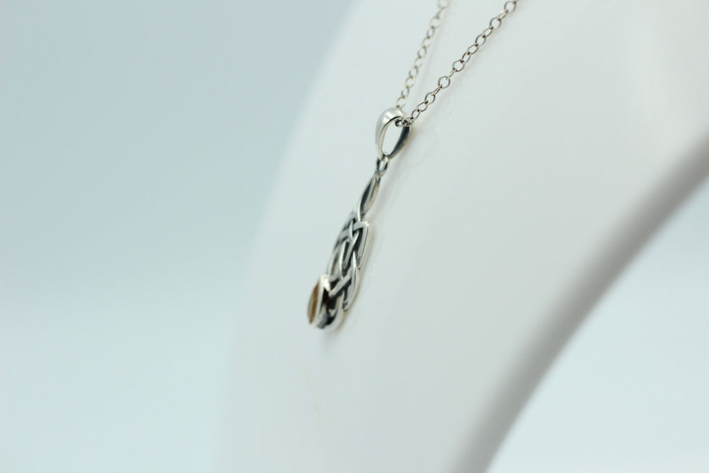 0,41 Carat Citrin Anhänger 925 Silber Keltisches Muster Collier