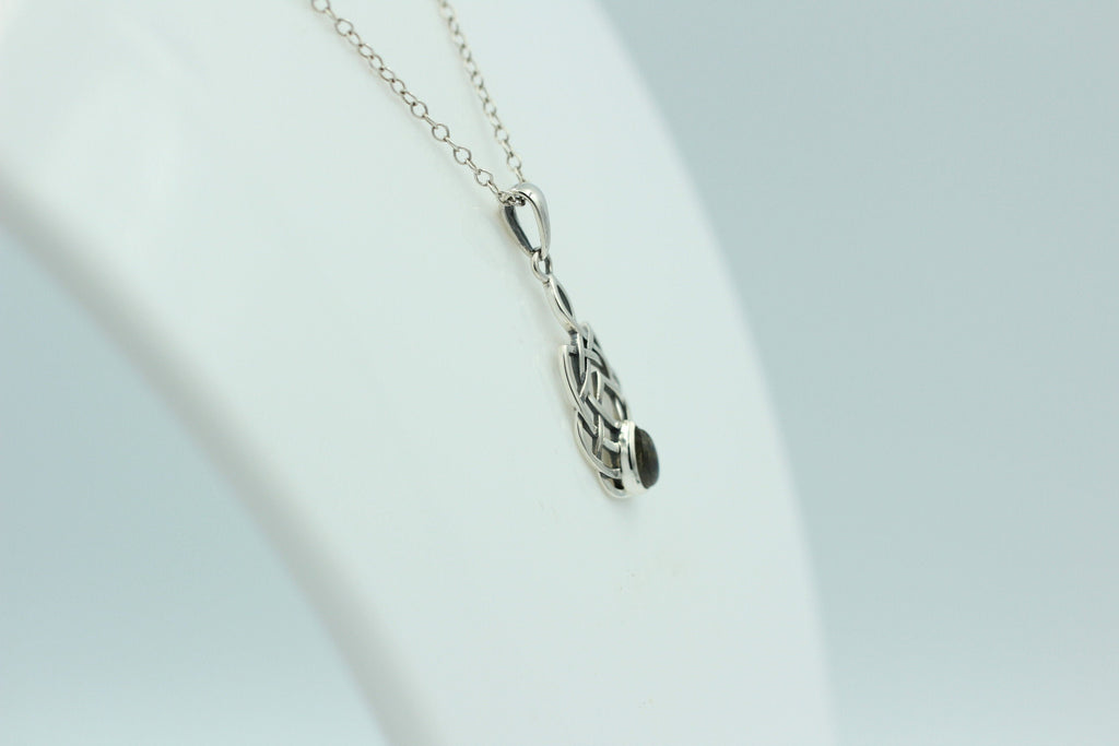 0,36 Labradorit Anhänger 925 Sterling Silber Collier Kette irrisierend