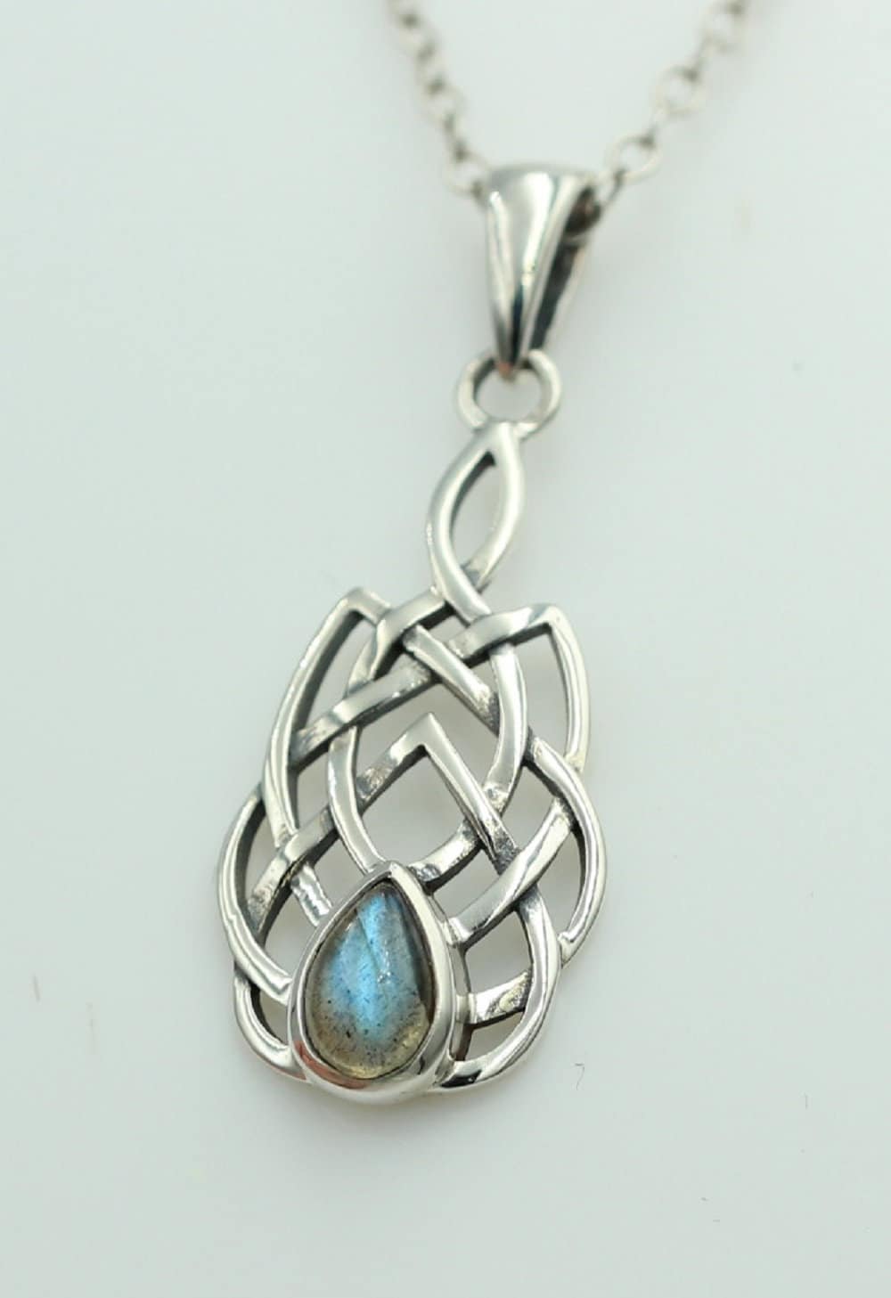 0,36 Labradorit Anhänger 925 Sterling Silber Collier Kette irrisierend