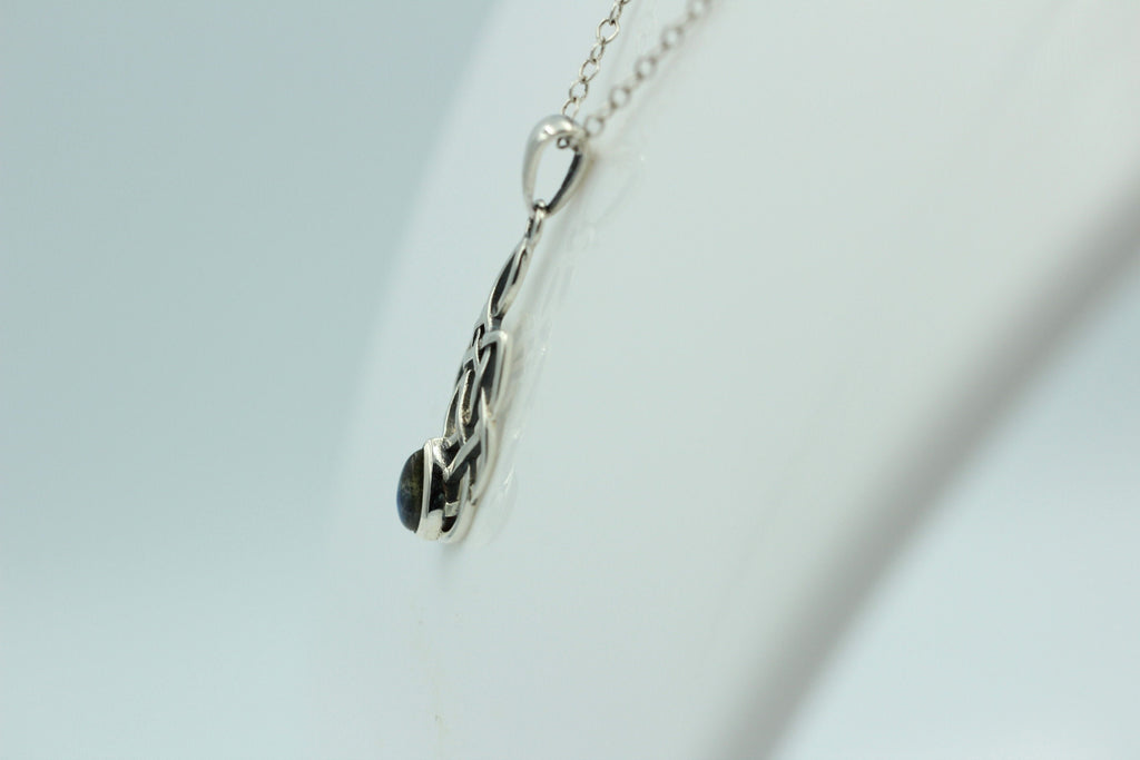0,36 Labradorit Anhänger 925 Sterling Silber Collier Kette irrisierend