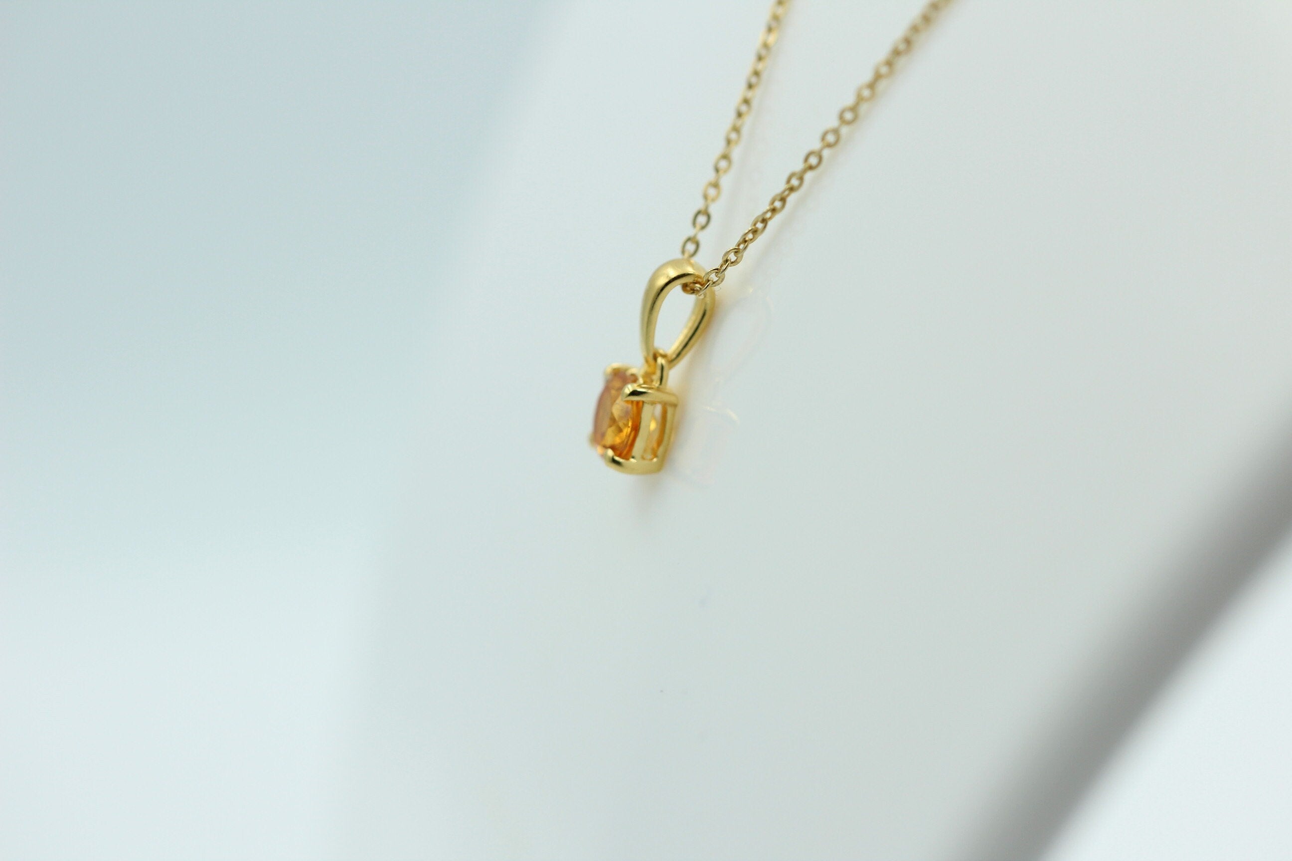 0,55 Carat sehr seltener Mandarin Granat Anhänger 925 Sterlingsilber vergoldet