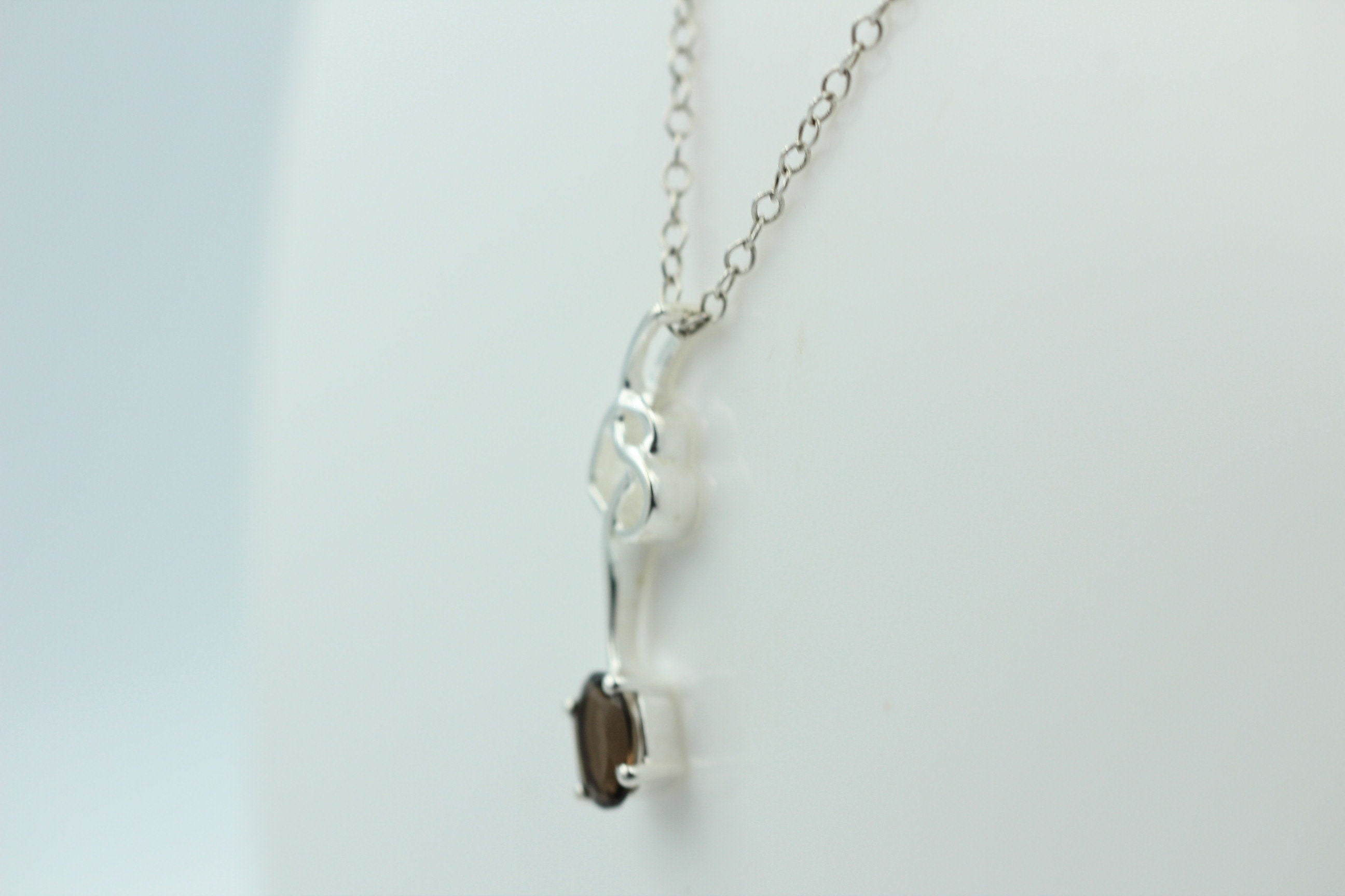 0,4 Carat Rauchquarz Anhänger 925 Silber Collier Kette Rauchtopasanhänger