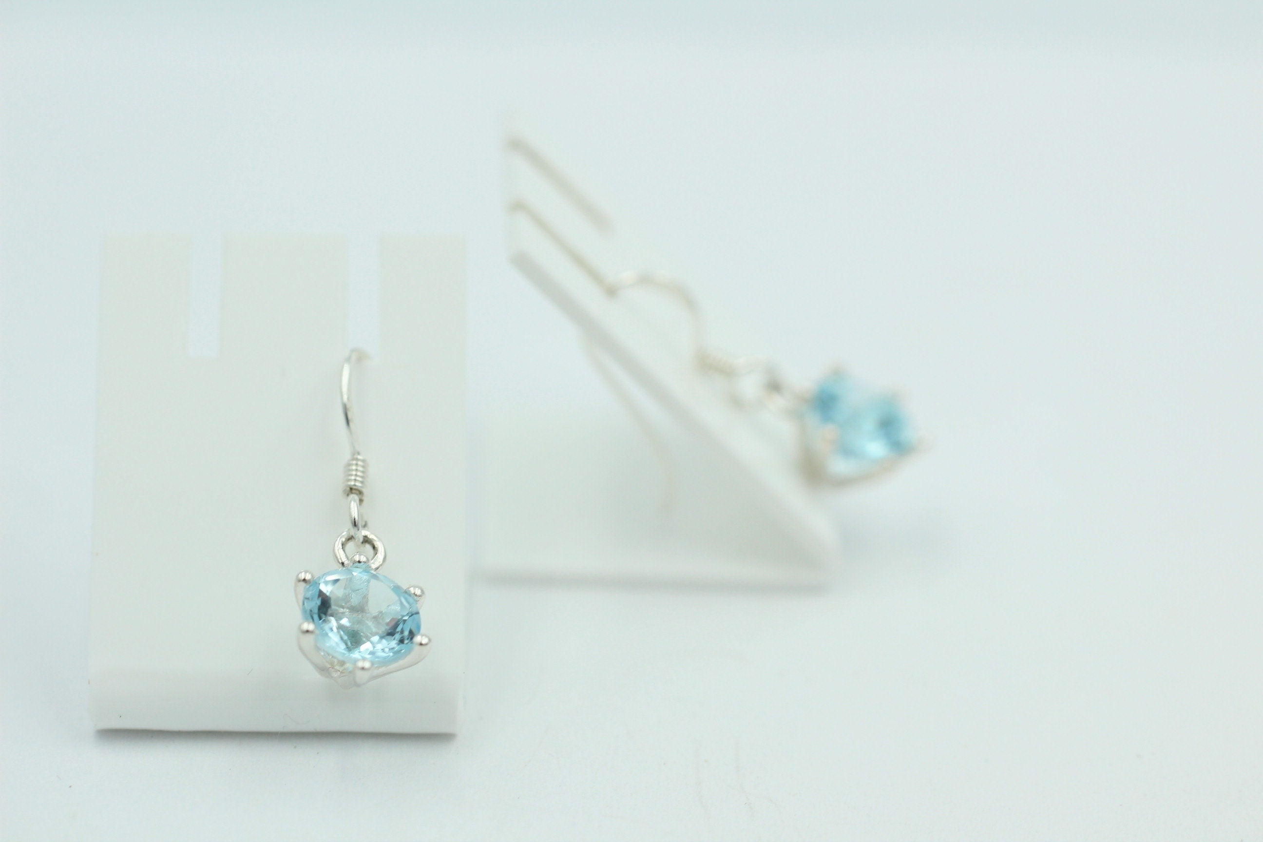 Edle 5,54 Carat Blautopas Ohrhänger 925 Silber himmelblauer Topas Ohrschmuck