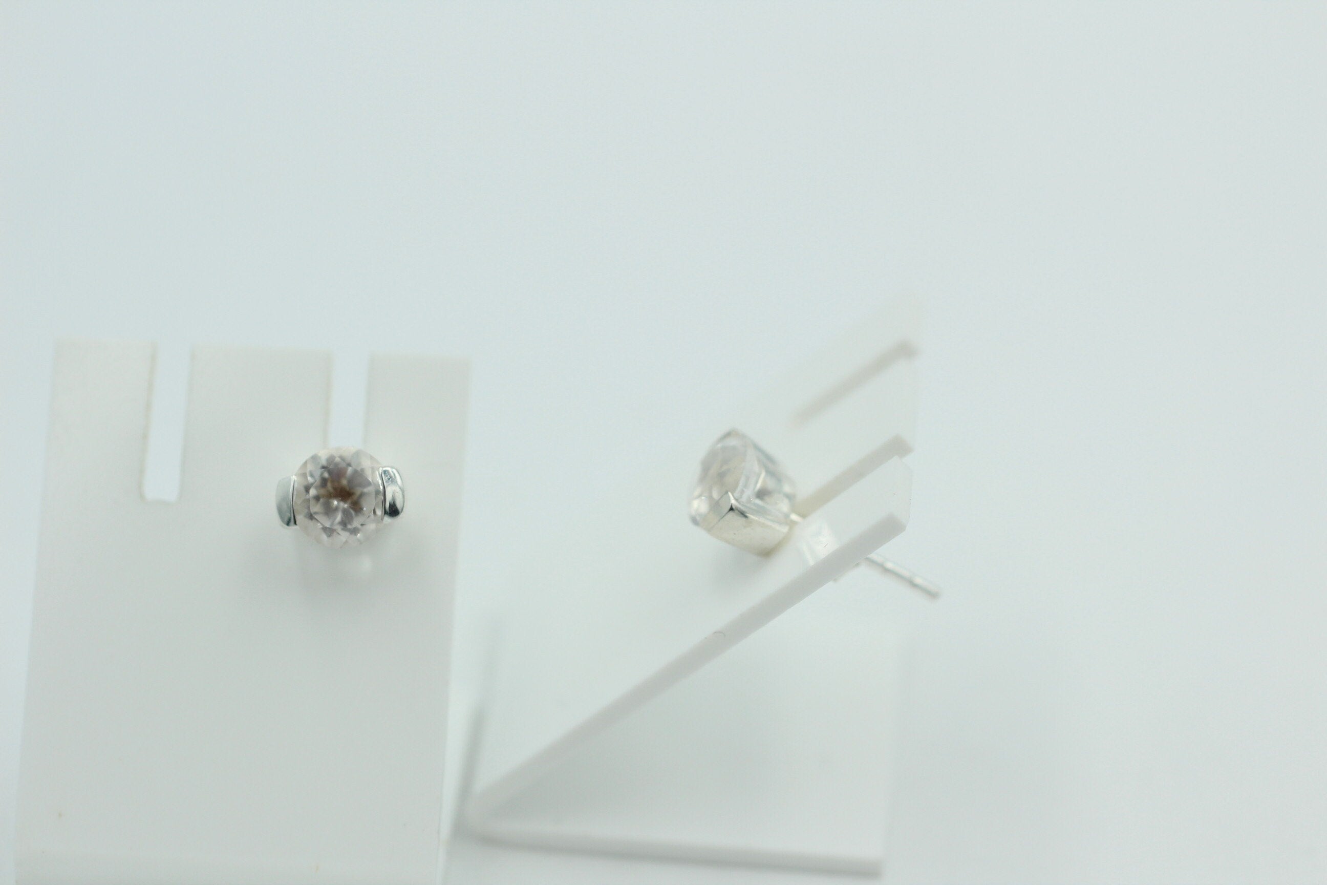 Edler 1,3 Carat Bergkristall Ohrstecker wunderbarer Edelstein Ohrschmucki to