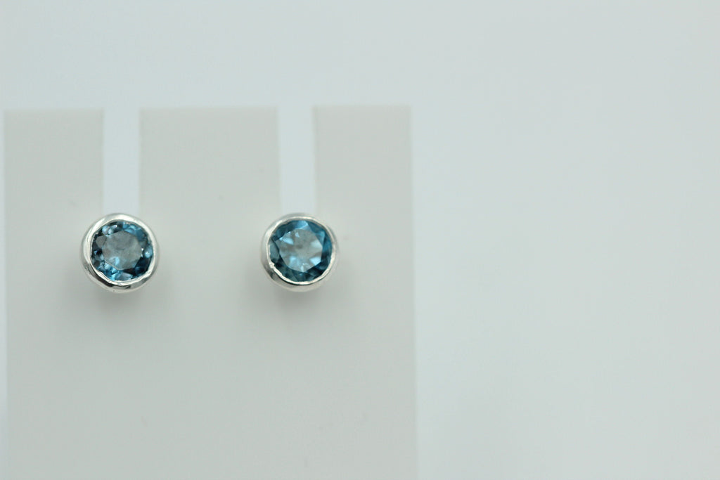 0,52 seltener 0,48 Carat Londonblauer Topas Ohrstecker 925 Silber Topasschmuck