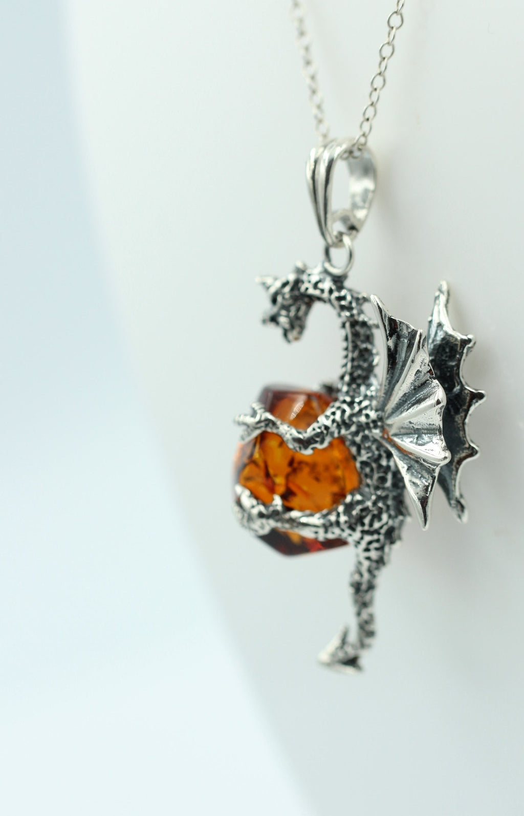 Drache mit Bernstein 925 Silber Drachenanhänger plastisch ausgeführt Top Schmuck