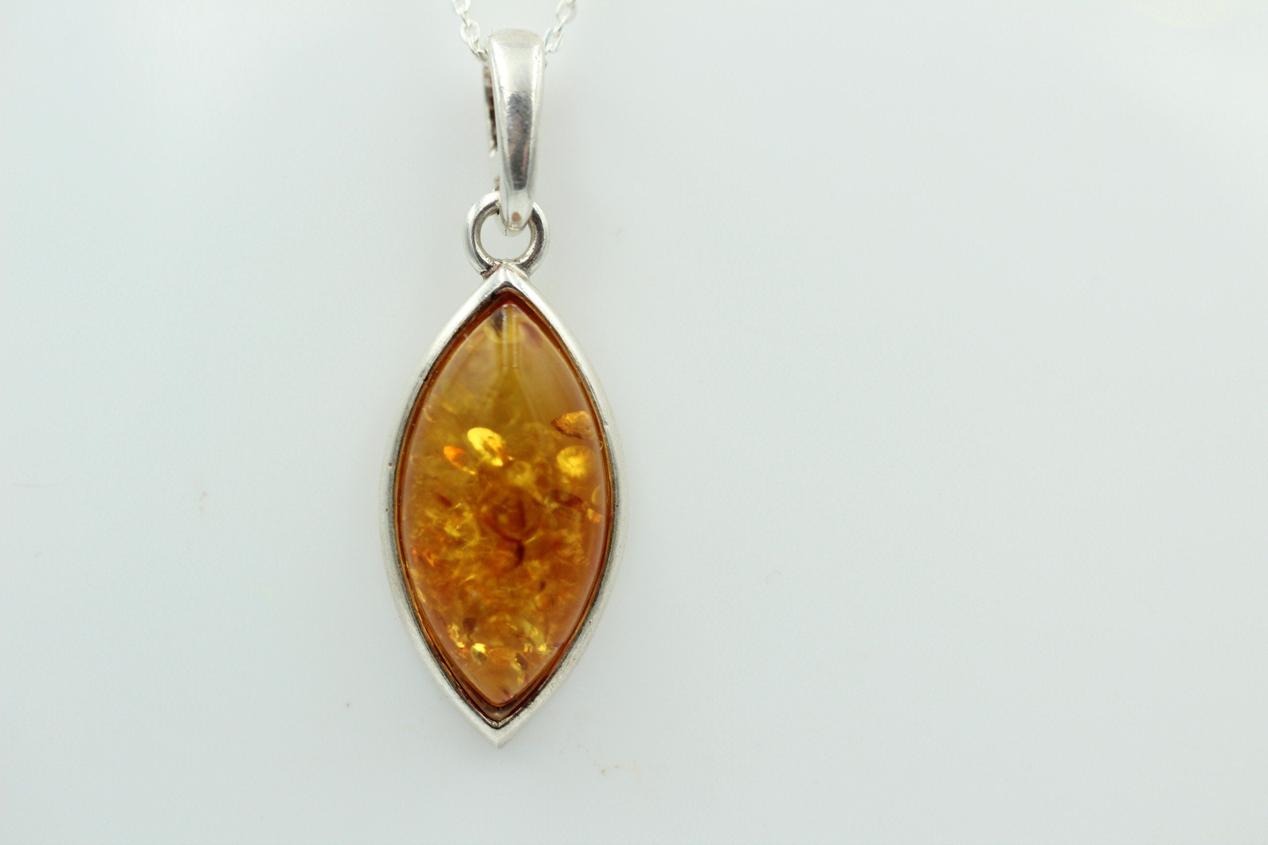 Bernstein Design Anhänger 925 Silber Collier Kette Bernsteinanhänger Top