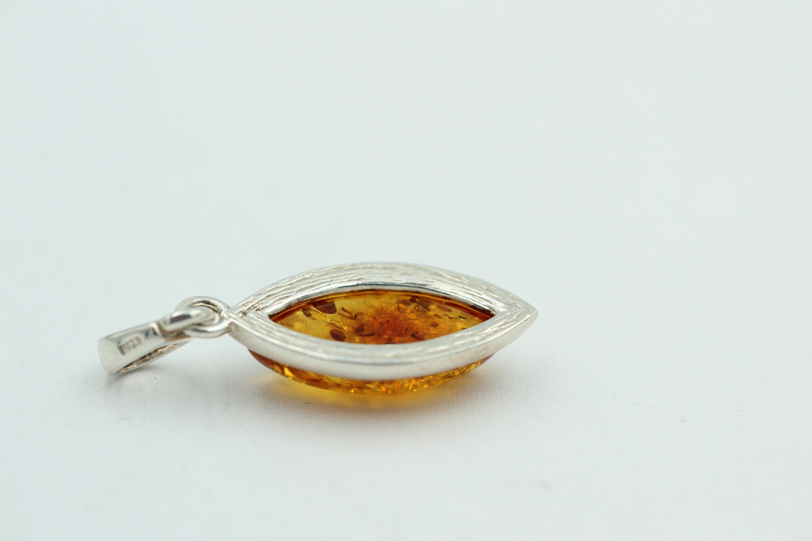 Bernstein Design Anhänger 925 Silber Collier Kette Bernsteinanhänger Top