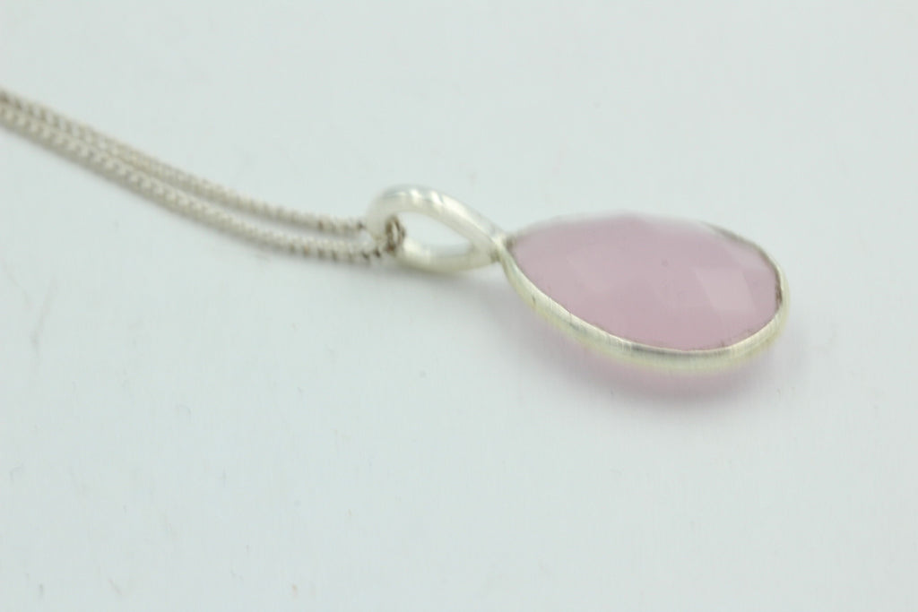 Rosenquarz Anhänger mit Kette bis ca 45 cm Sonderposten