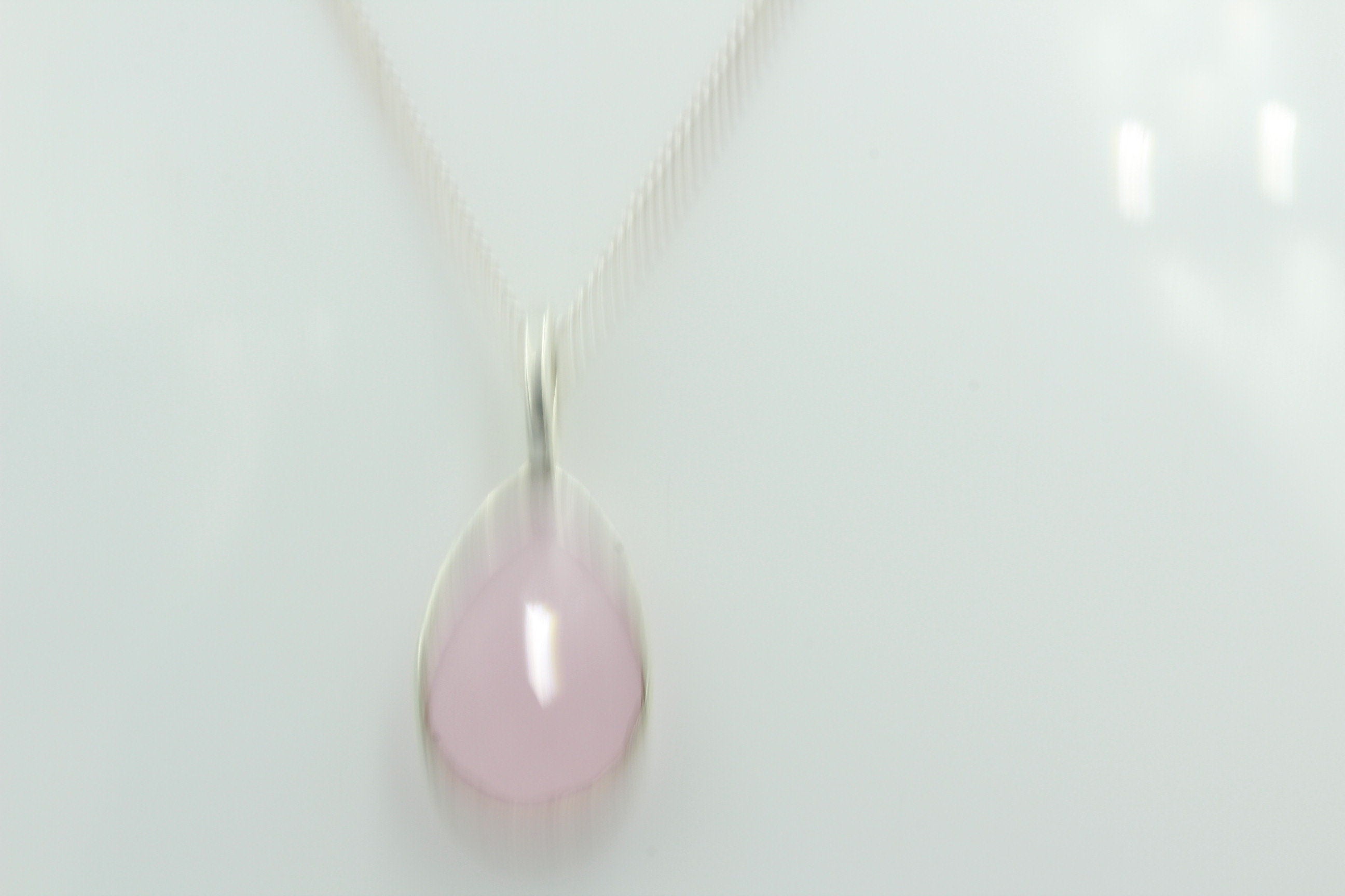 Rosenquarz Anhänger mit Kette bis ca 45 cm Sonderposten