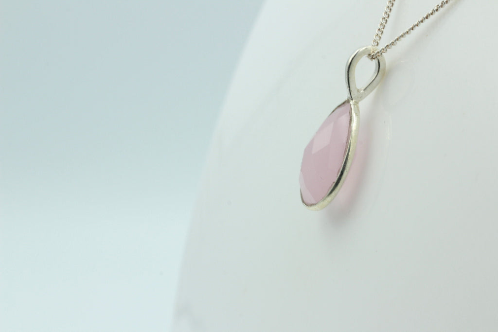 Rosenquarz Anhänger mit Kette bis ca 45 cm Sonderposten