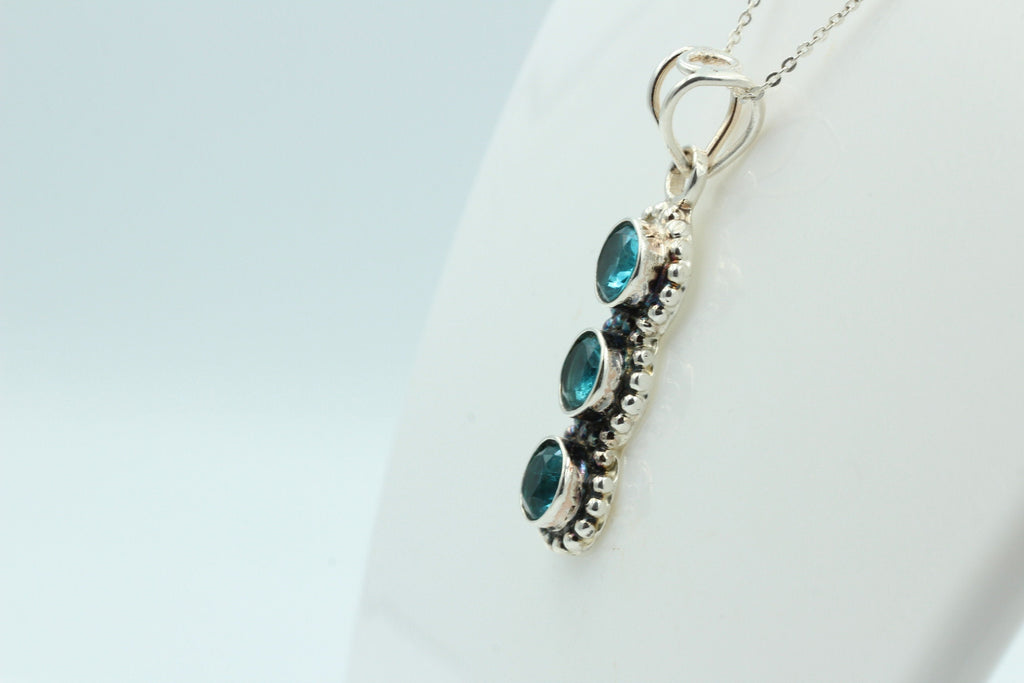 Blautopas Anhänger 925 Silber Collier Kette blauer Topas Sonderposten