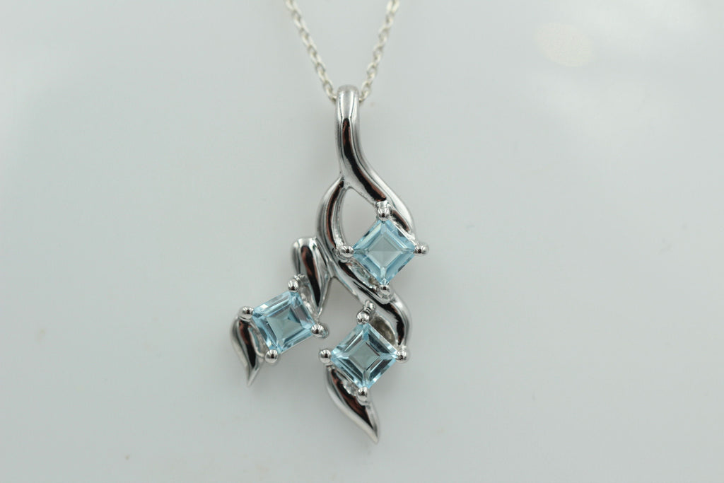 Edler 1,2 Carat Blautopas Anhänger 925 Silber Collier Kette Topasanhänger Top