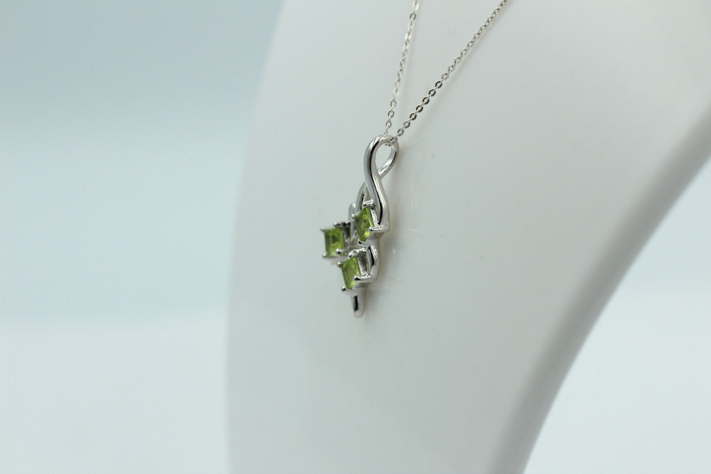 Edler 1,3 Carat Peridot Anhänger 925 Silber  Topasanhänger Top