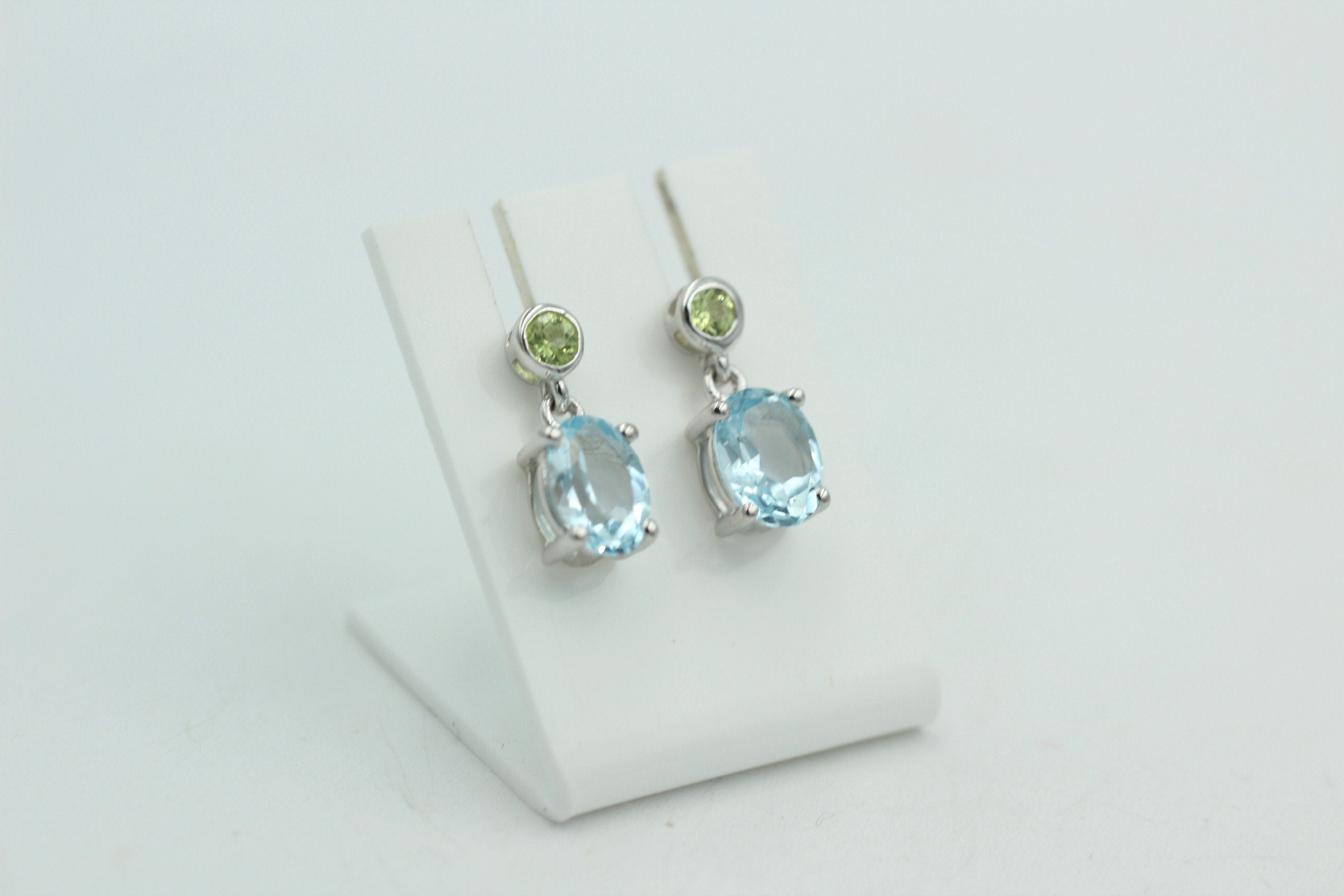 Edle 2,6 Carat Blautopas Peridot Ohrstecker Ohrhänger 925 Silber Ohrschmuck