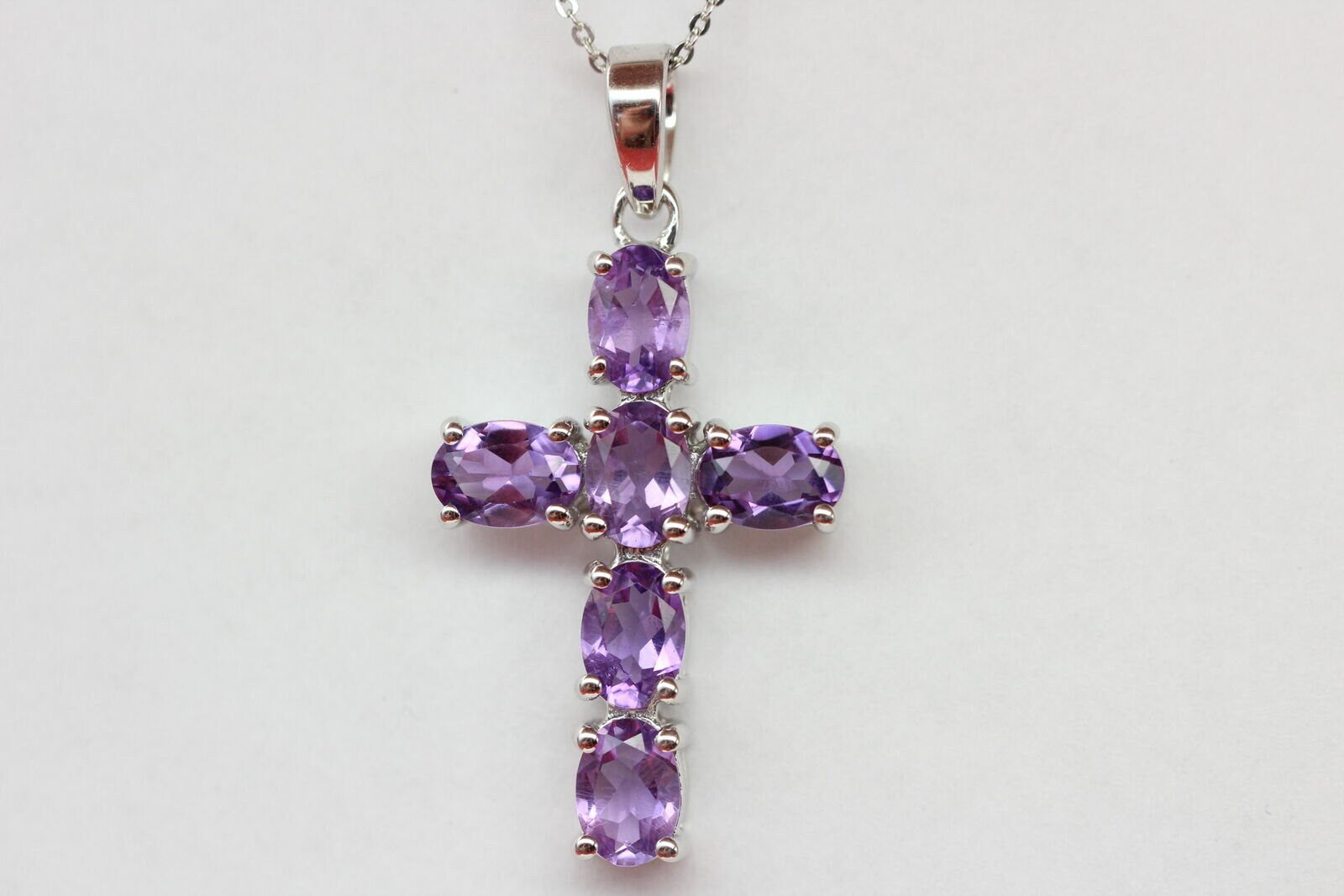 Edler 4,56 Carat Amethyst Kreuzanhänger 925 Silber Kreuz Collier Kette Edelstein