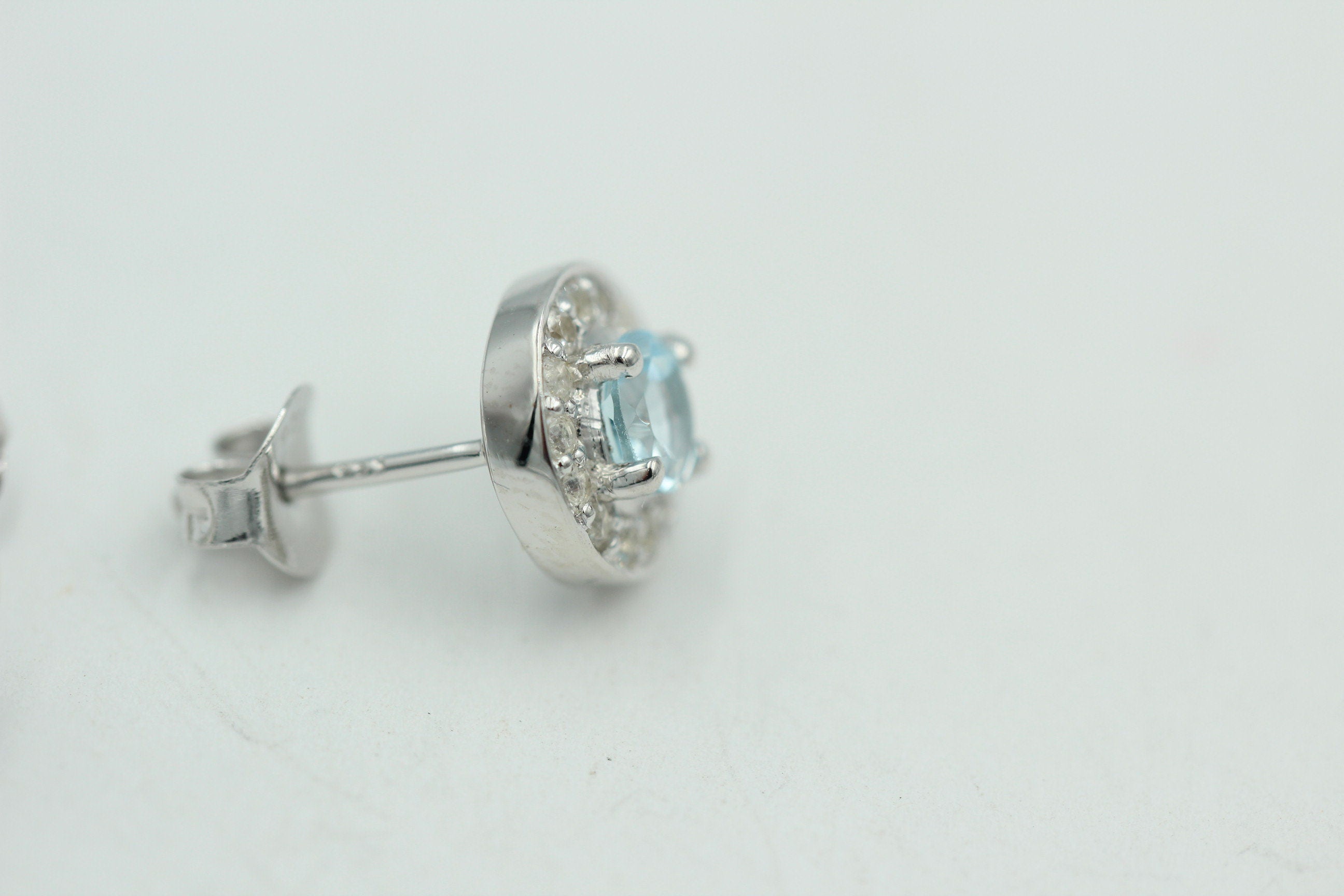 Edle 1,0 Carat Blautopas Weißtopas Ohrstecker 925 Silber Ohrring himmelblau Top