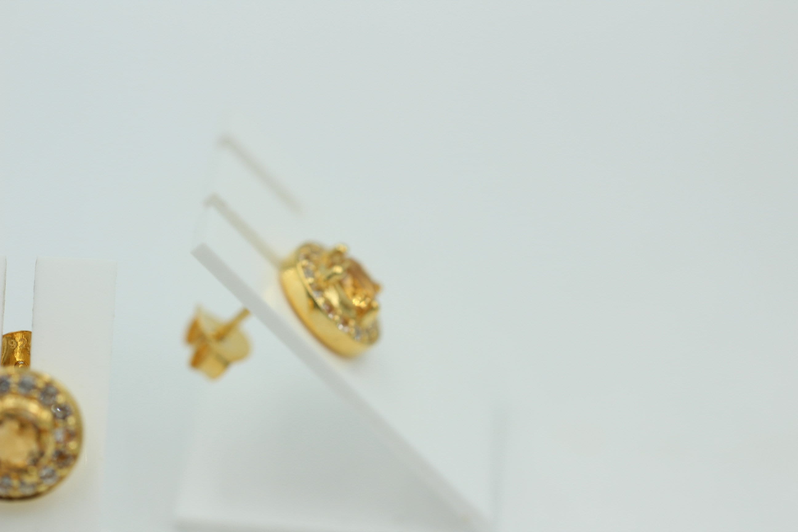 Edle 1,2 Carat Citrint Weißtopas Ohrstecker 925 Silber Ohrring vergoldet