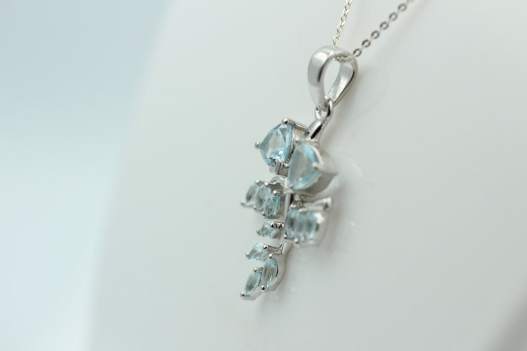 2,6 Carat Blautopas Anhänger 925 Silbersky blue Topas himmelblau Topasschmuck