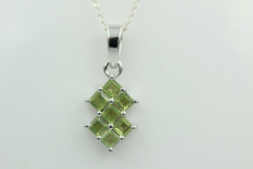 Edler 2,1 Peridot Anhänger 925 Silber Collier Kette Olivin Anhänger Top Edel