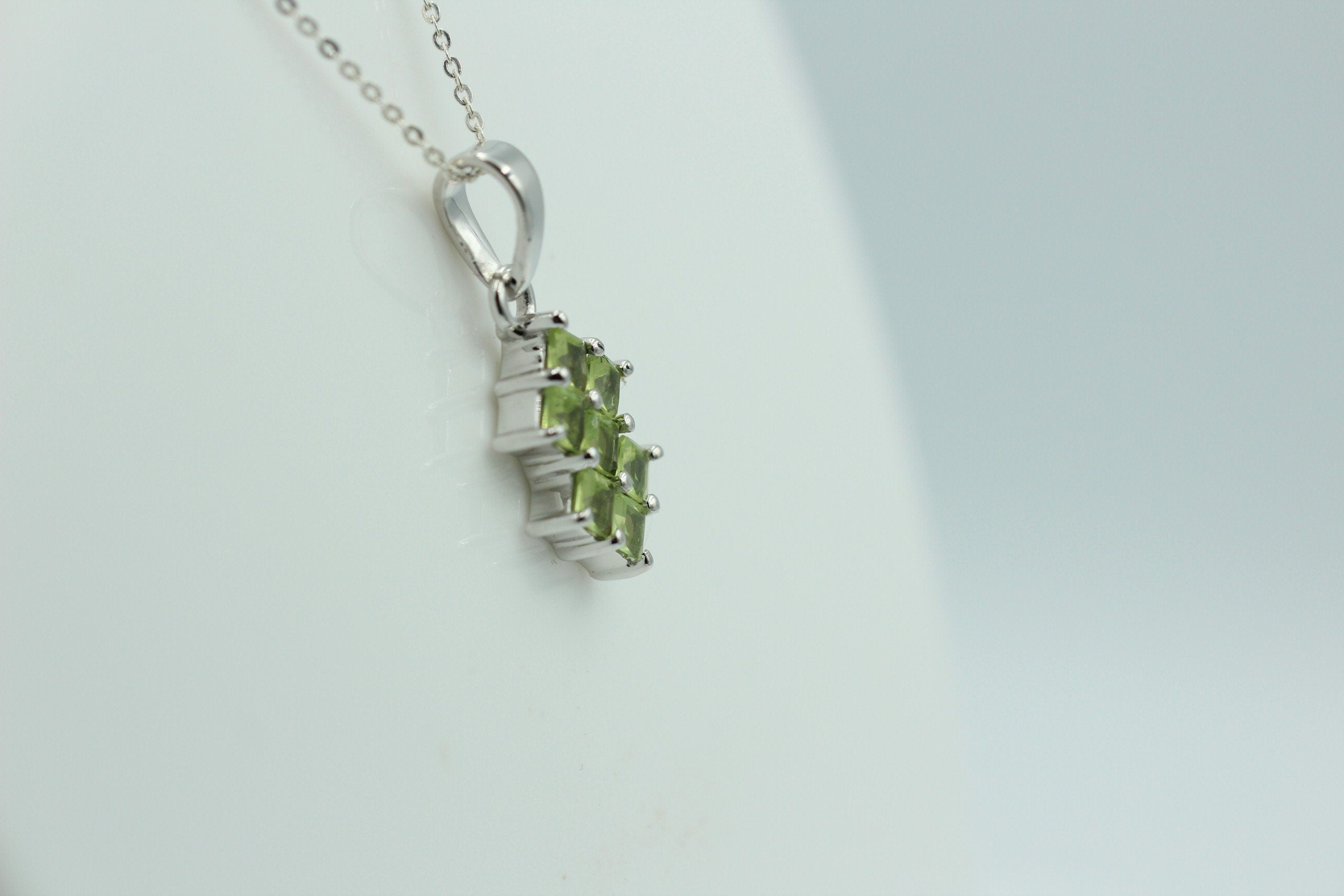 Edler 2,1 Peridot Anhänger 925 Silber Collier Kette Olivin Anhänger Top Edel