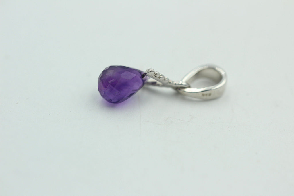 Edler 2,25 Carat Amethyst Anhänger in Briolette Schliff 925 Silber Designanhänger