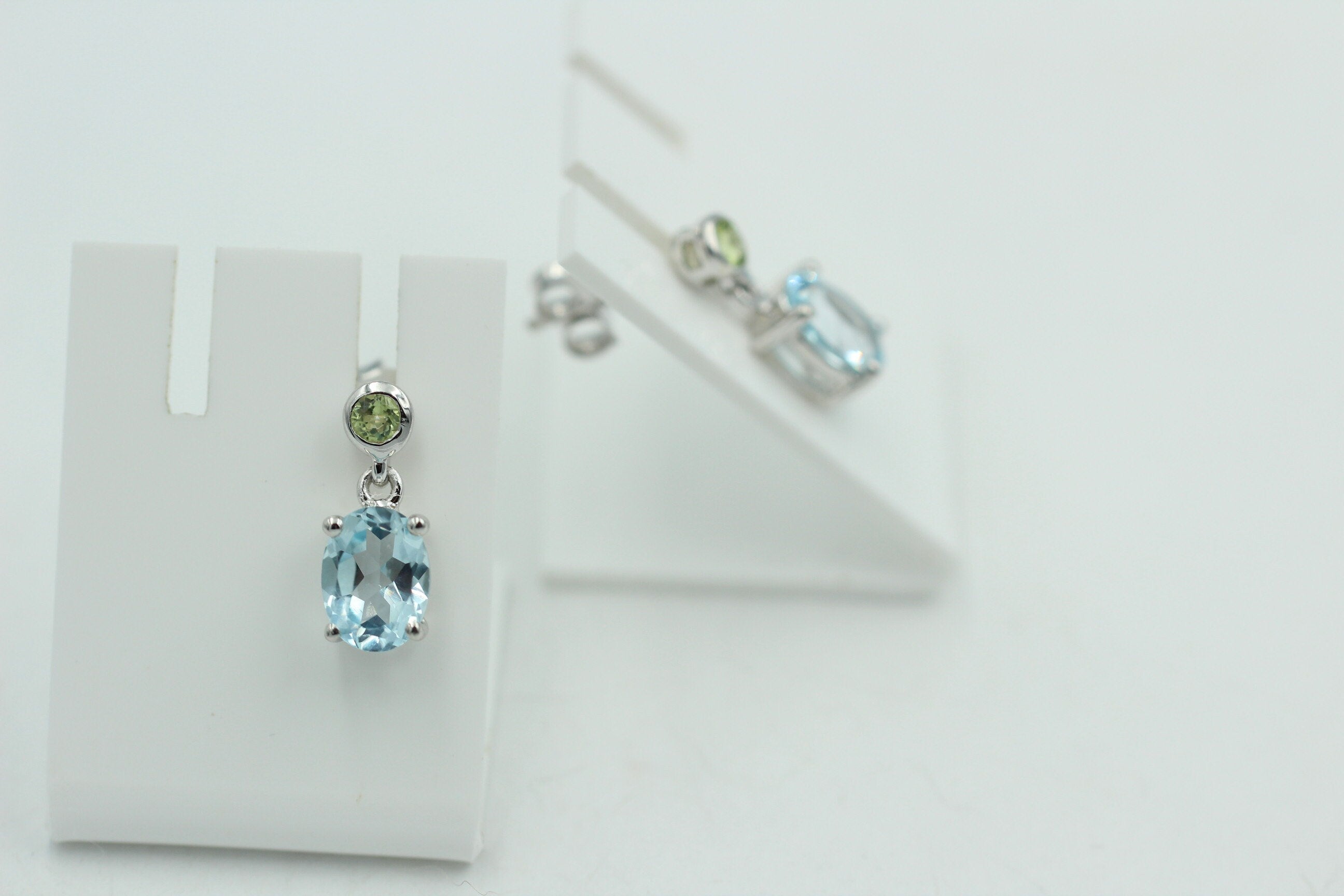 Edle 2,6 Carat Blautopas Peridot Ohrstecker Ohrhänger 925 Silber Ohrschmuck