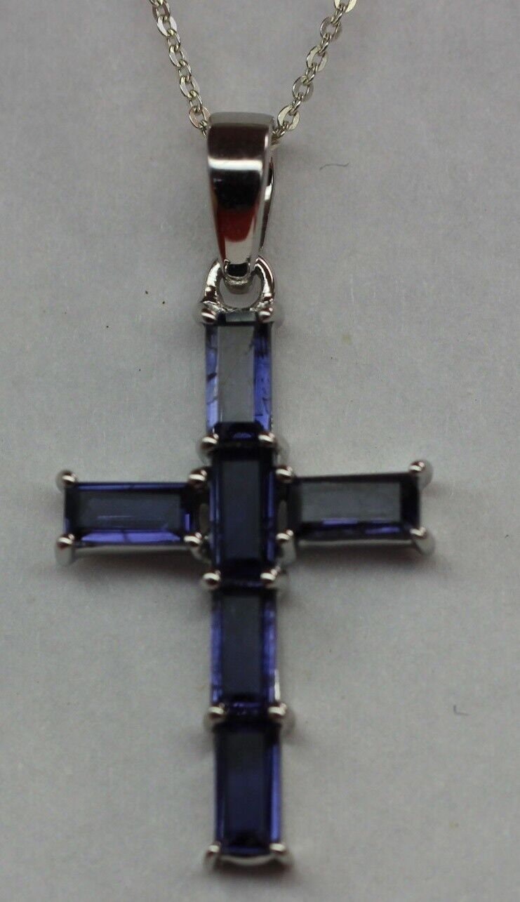Edler 2,42 Carat Iolith Kreuzanhänger 925 Silber Colier Kette Wassersaphir