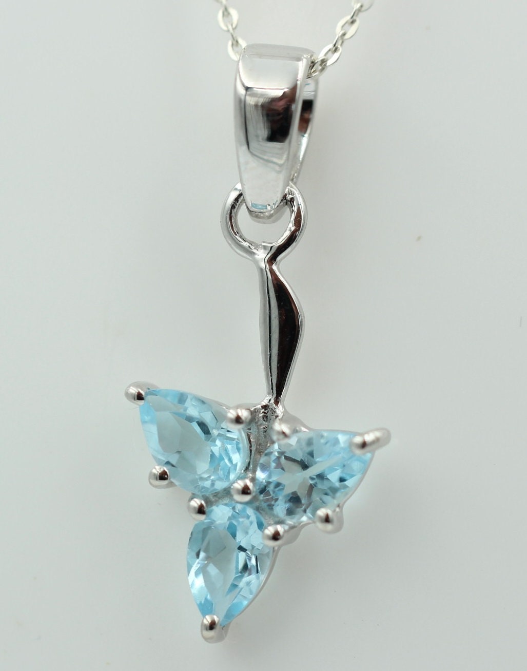 1,3 Carat Blautopas Anhänger 925 Silber Designschmuck Collier Kette Topas