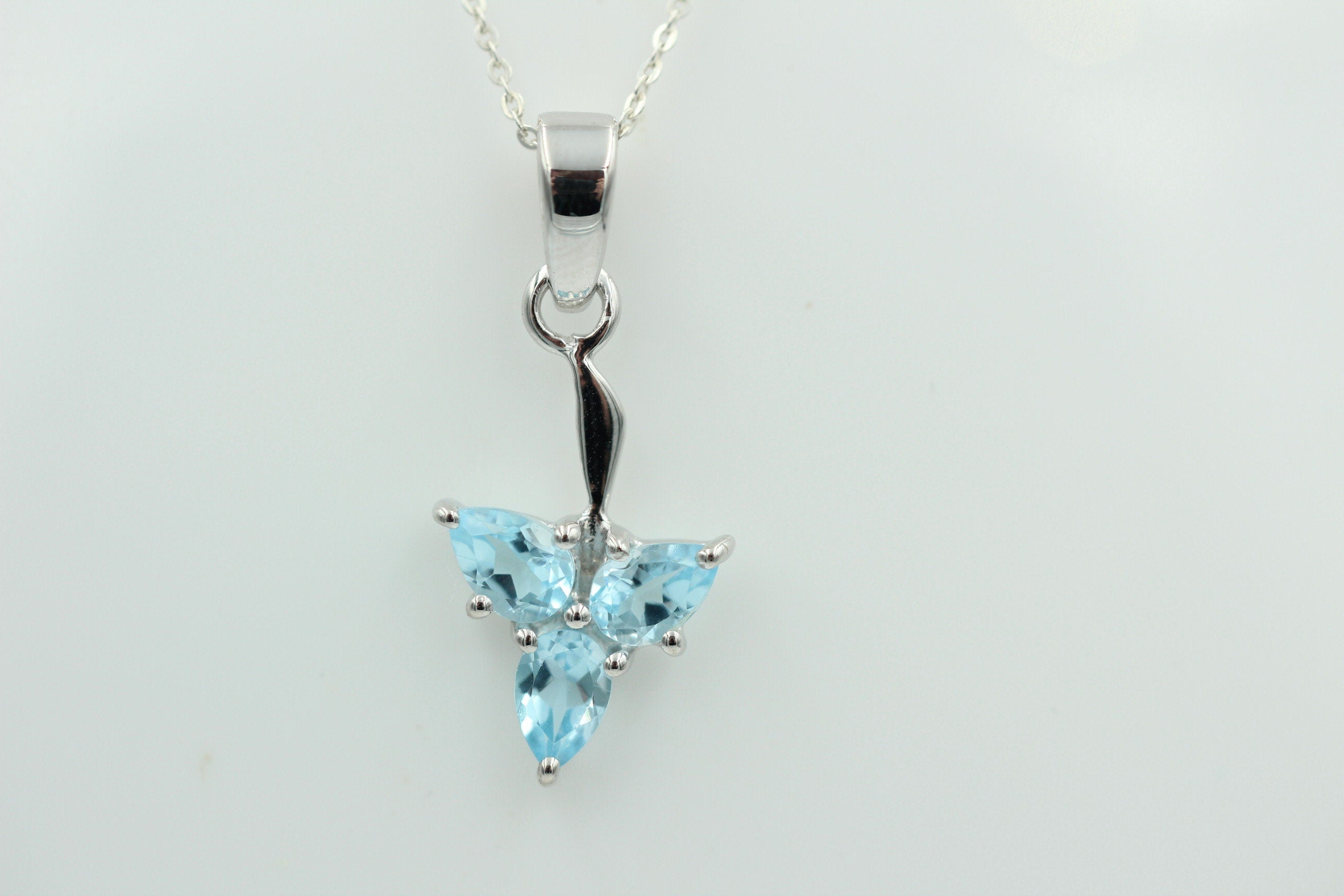 1,3 Carat Blautopas Anhänger 925 Silber Designschmuck Collier Kette Topas
