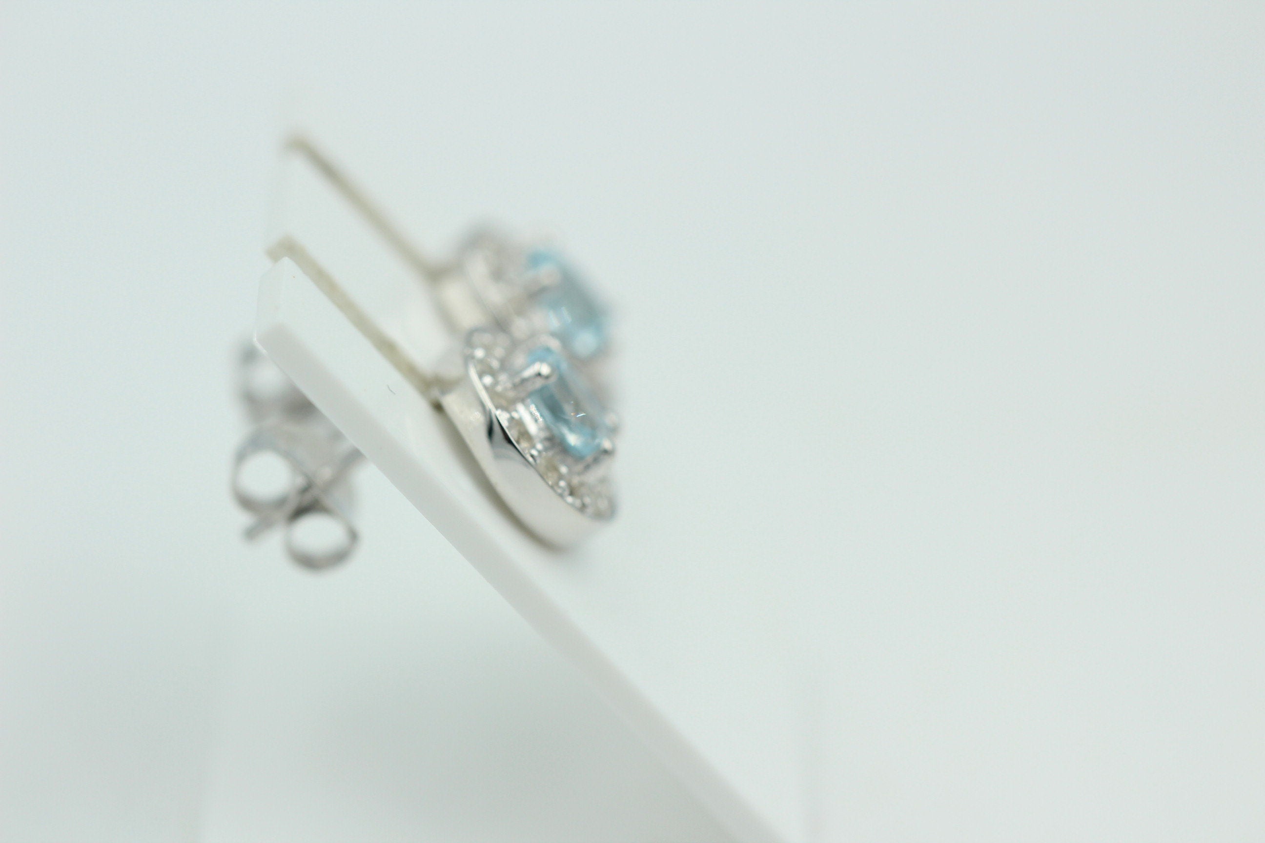 Edle 1,0 Carat Blautopas Weißtopas Ohrstecker 925 Silber Ohrring himmelblau Top